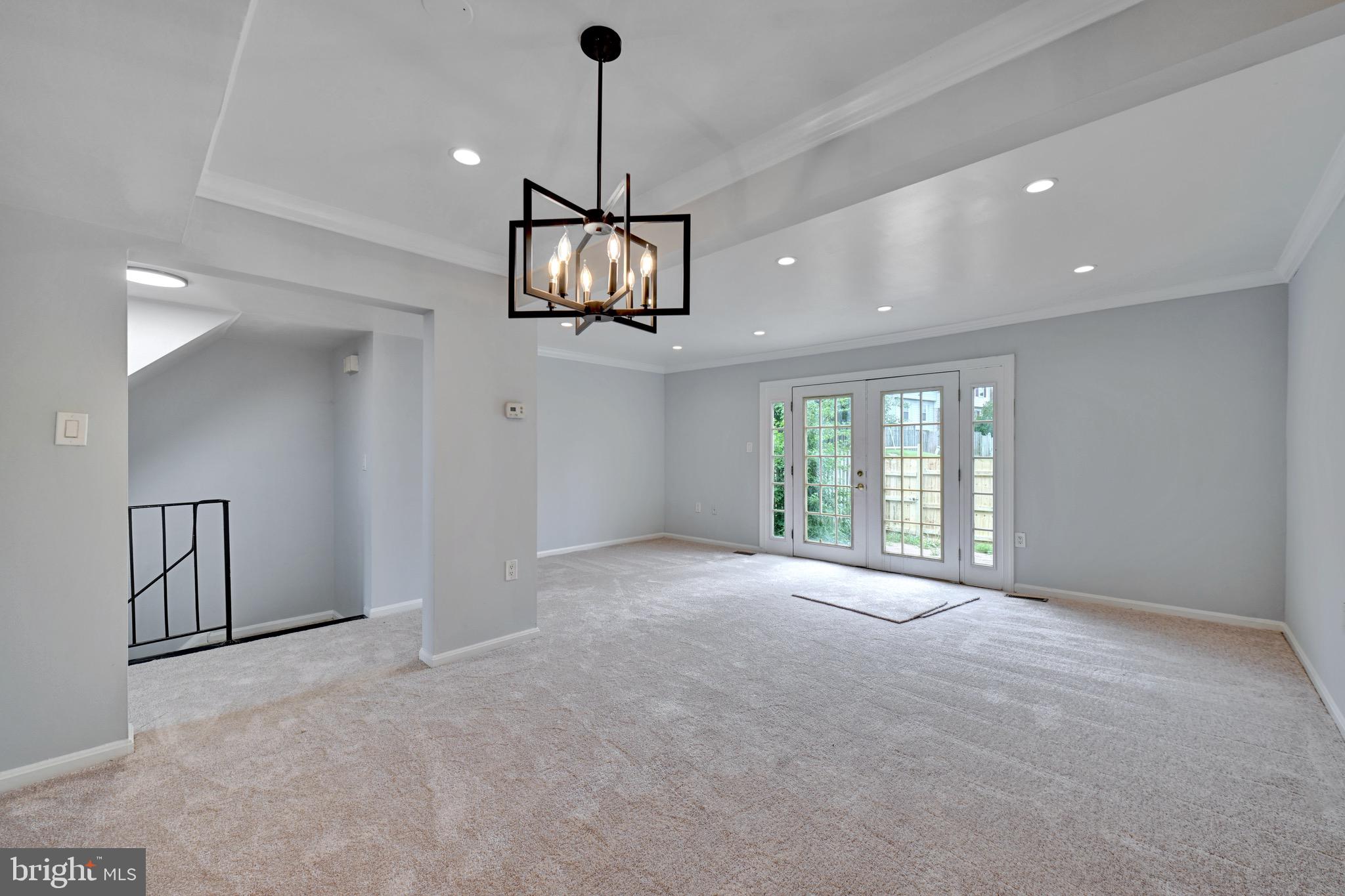 HILLCREST TOWNE - Residential
