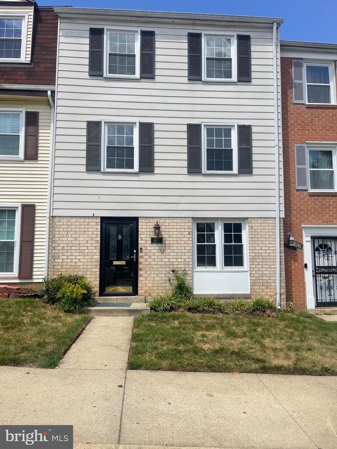 Welcome home to this three-level townhouse that perfectly blends modern convenience with comfortable living. Boasting 3 bedrooms and 2.5 bathrooms, this home has been freshly painted from top to bottom and features brand-new carpet throughout top two levels. The home features an inviting kitchen complete with granite countertops, perfect for meal prep and entertaining. Spread out across three fully finished levels, the layout offers excellent separation of space—ideal for a home office, guests, or a growing family. Leave your car at home! You are within easy walking distance to the Southern Avenue Metro, making your daily commute effortless while keeping dining, shopping, and entertainment right at your fingertips. Move-in ready and waiting for you!