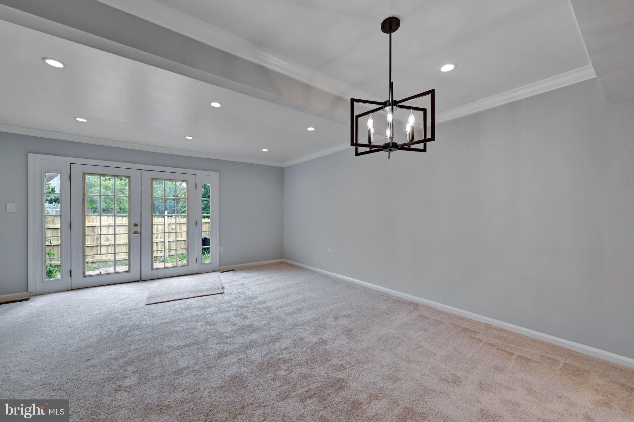 HILLCREST TOWNE - Residential