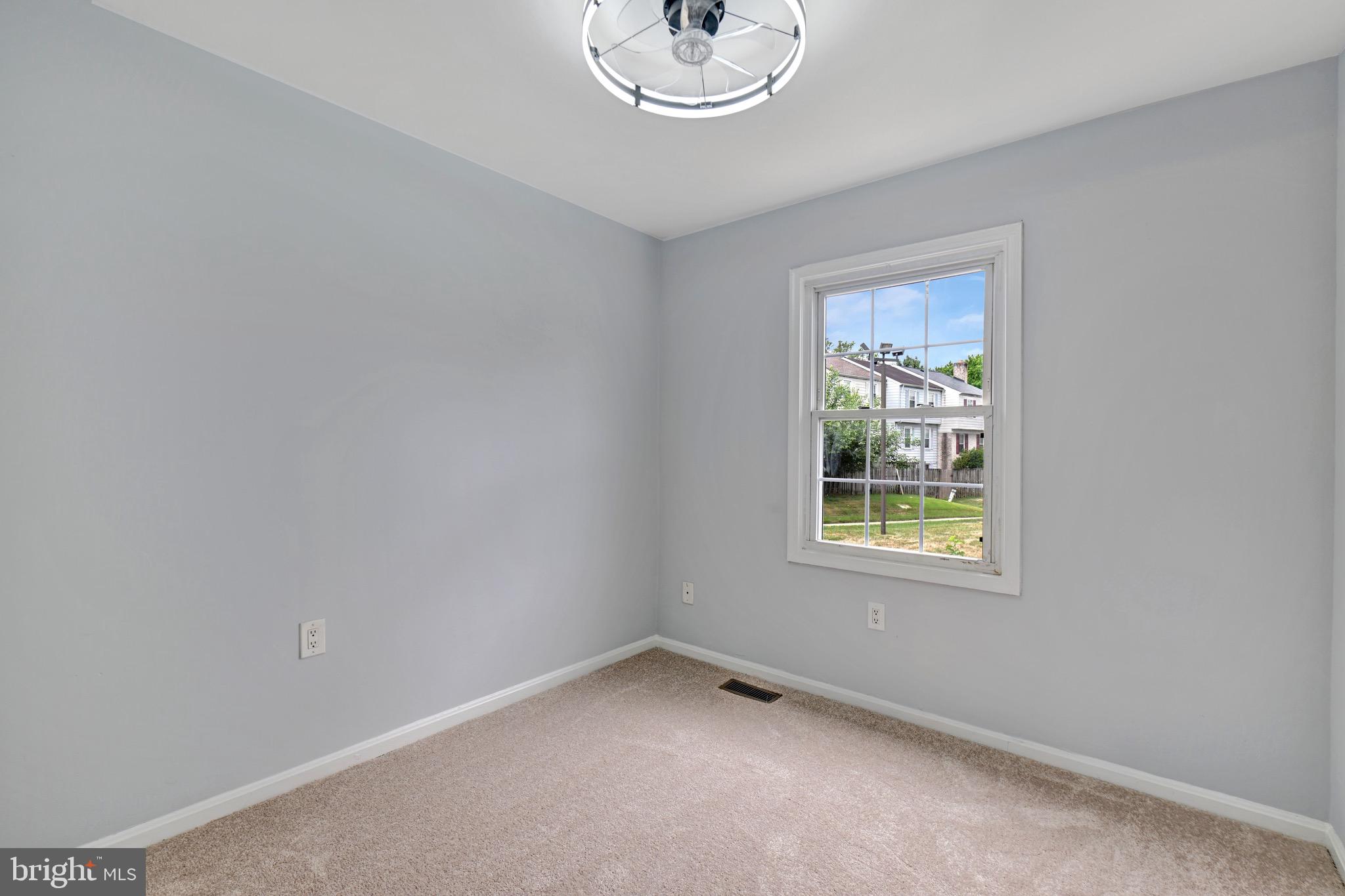 HILLCREST TOWNE - Residential