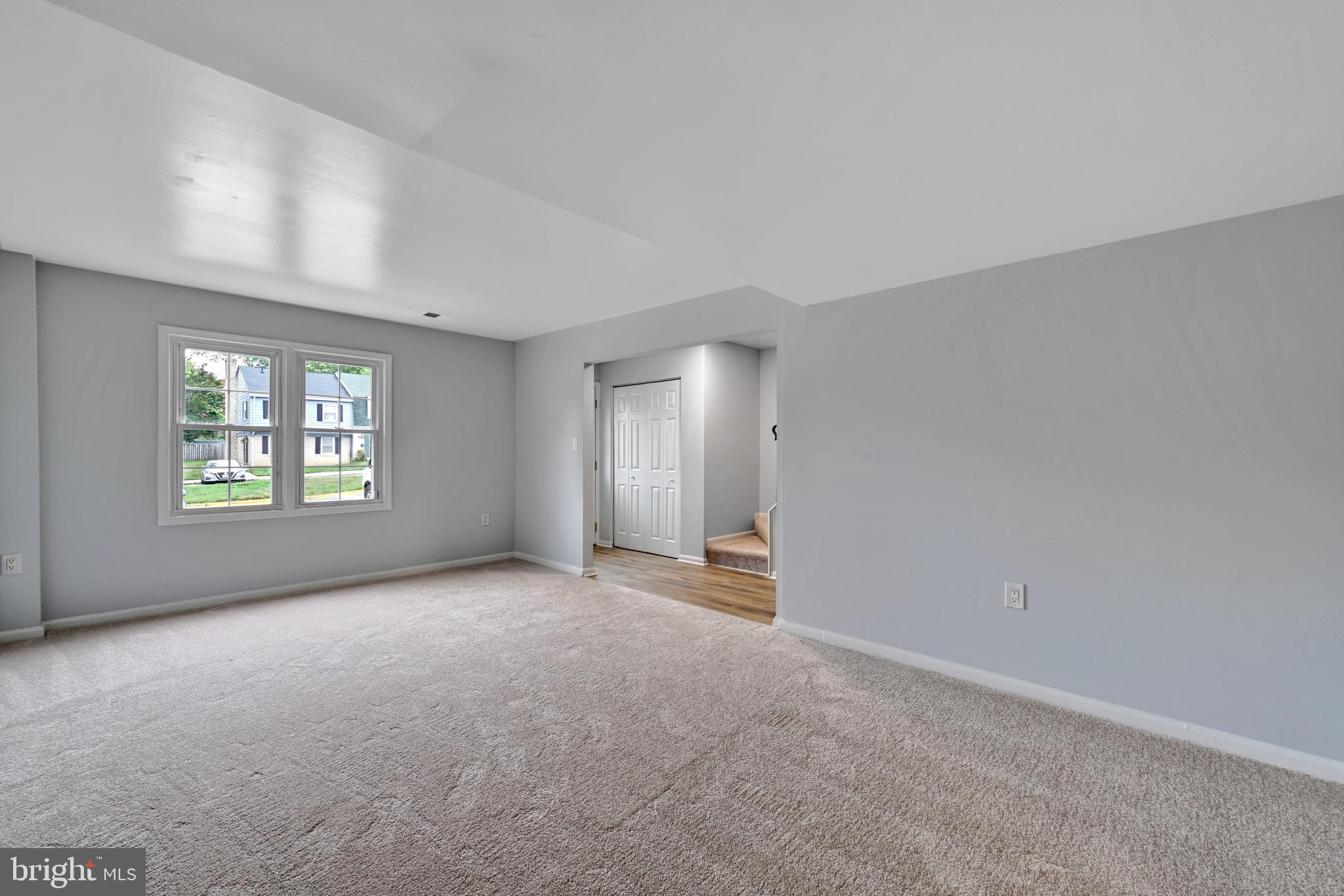 HILLCREST TOWNE - Residential