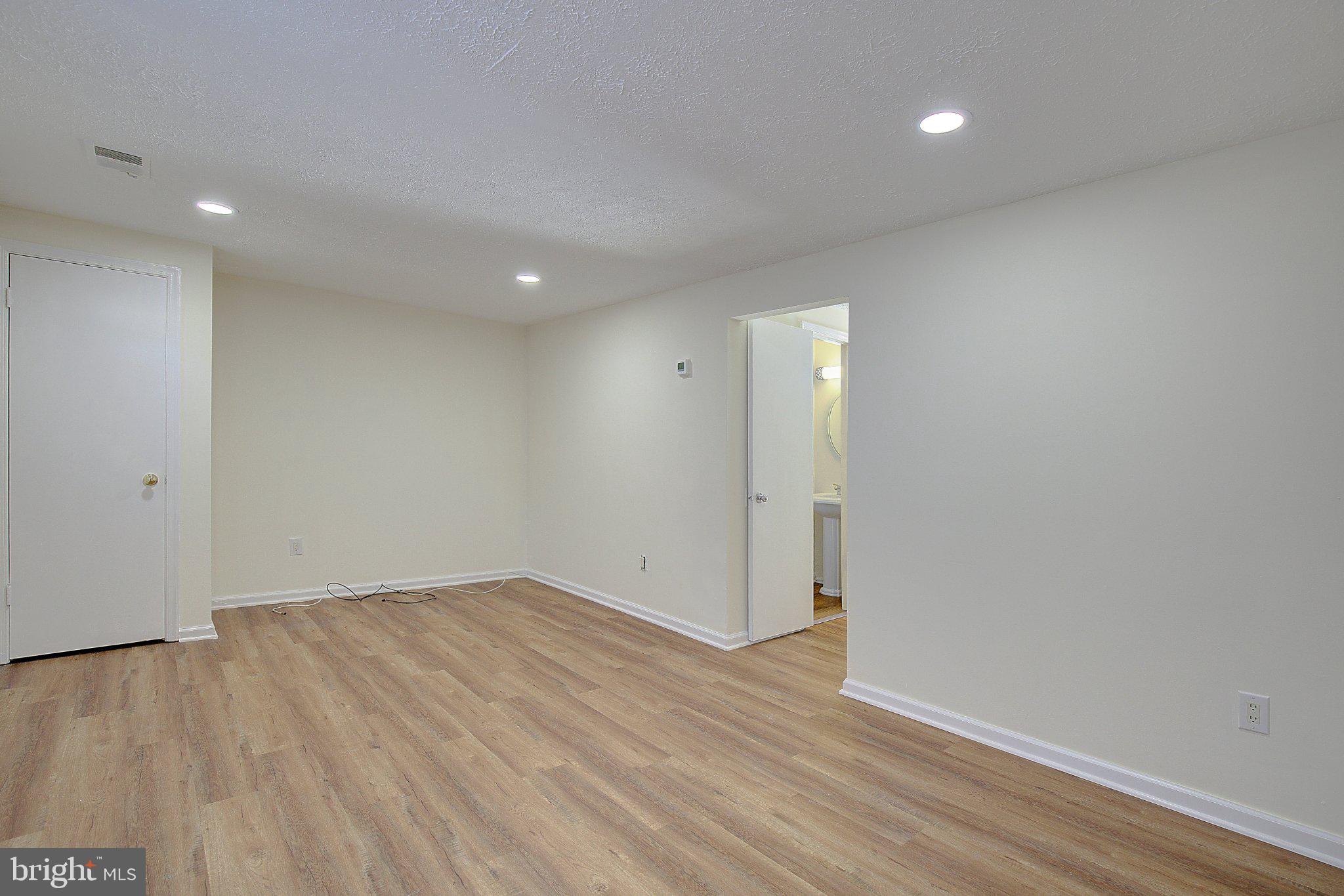 RIDGEVIEW ESTATES - Residential