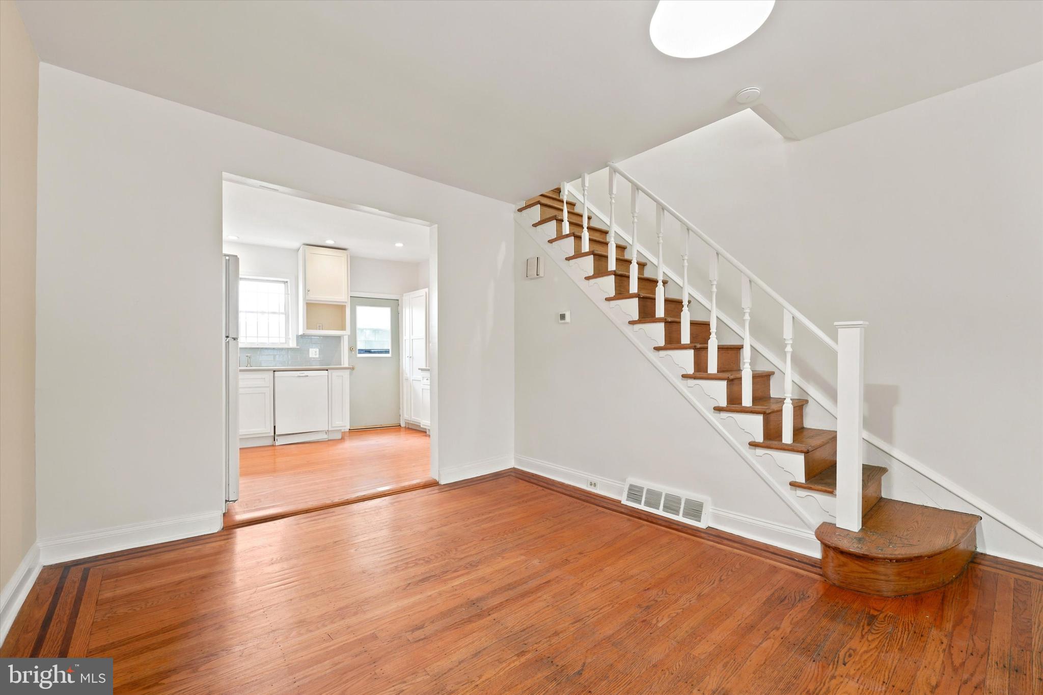 PASSYUNK SQUARE - Residential