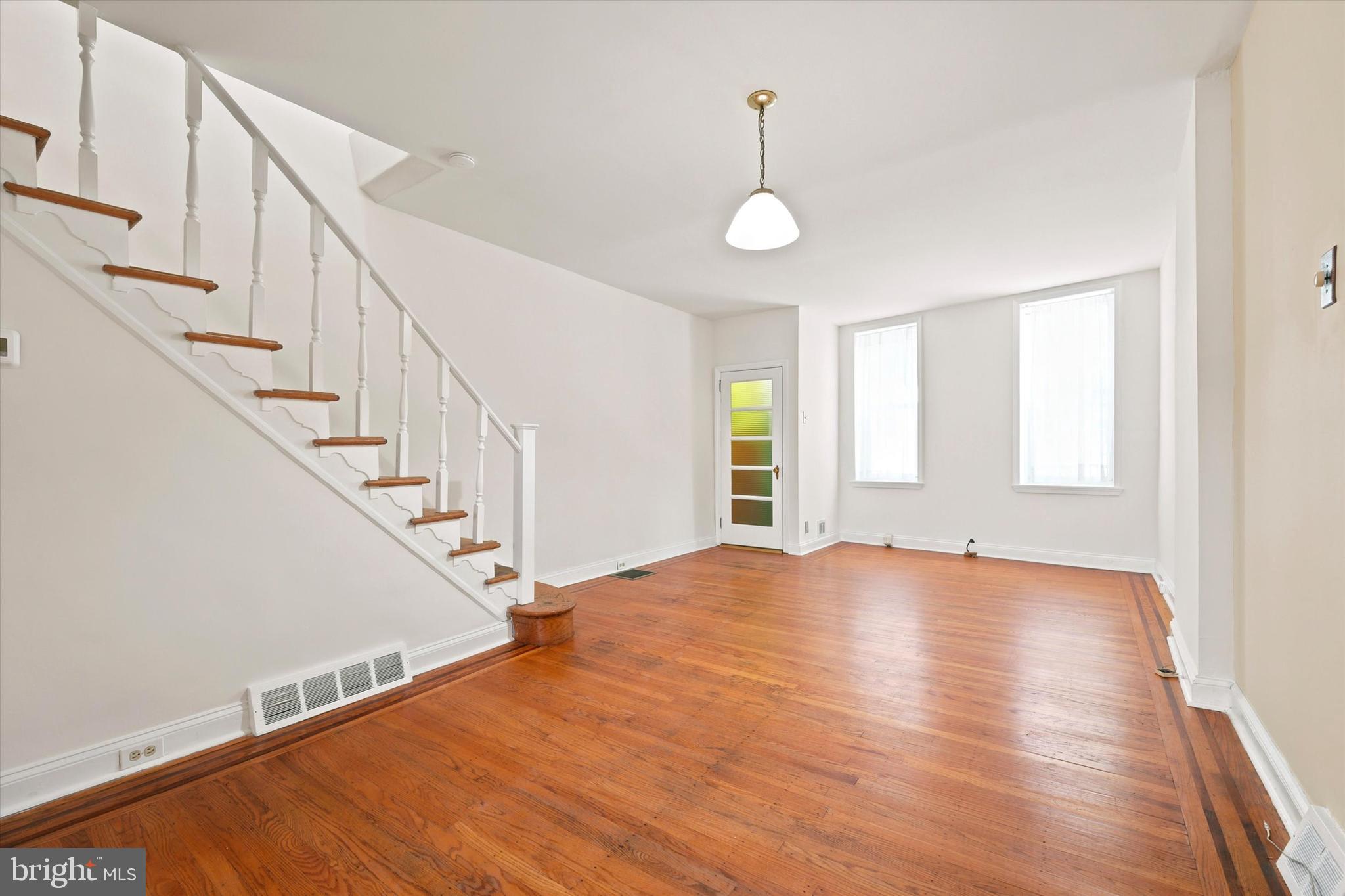 PASSYUNK SQUARE - Residential