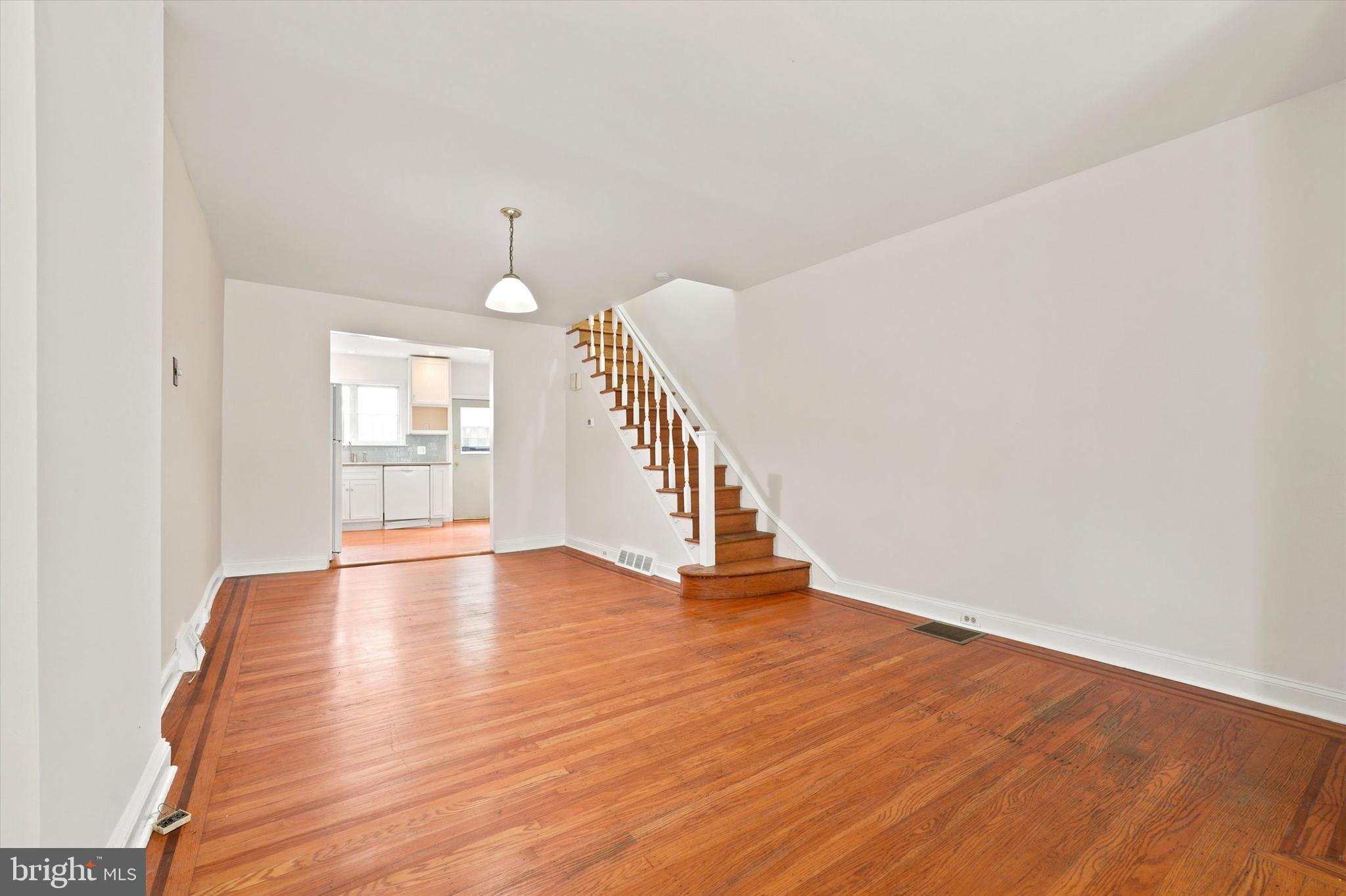 PASSYUNK SQUARE - Residential