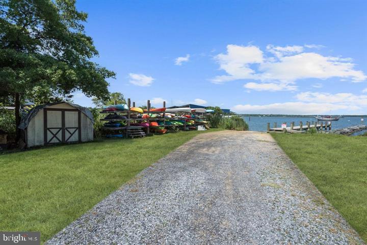SELBY ON THE BAY - Residential