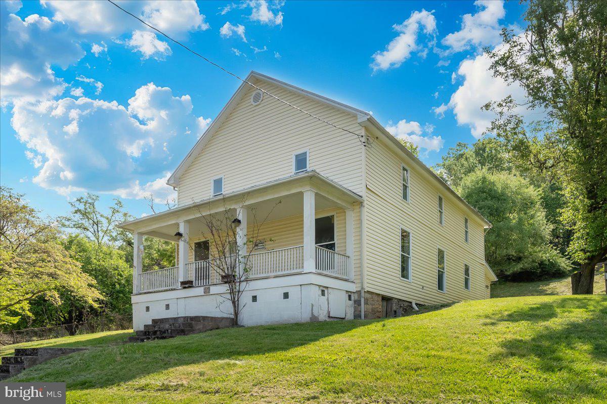 HALLTOWN - Residential