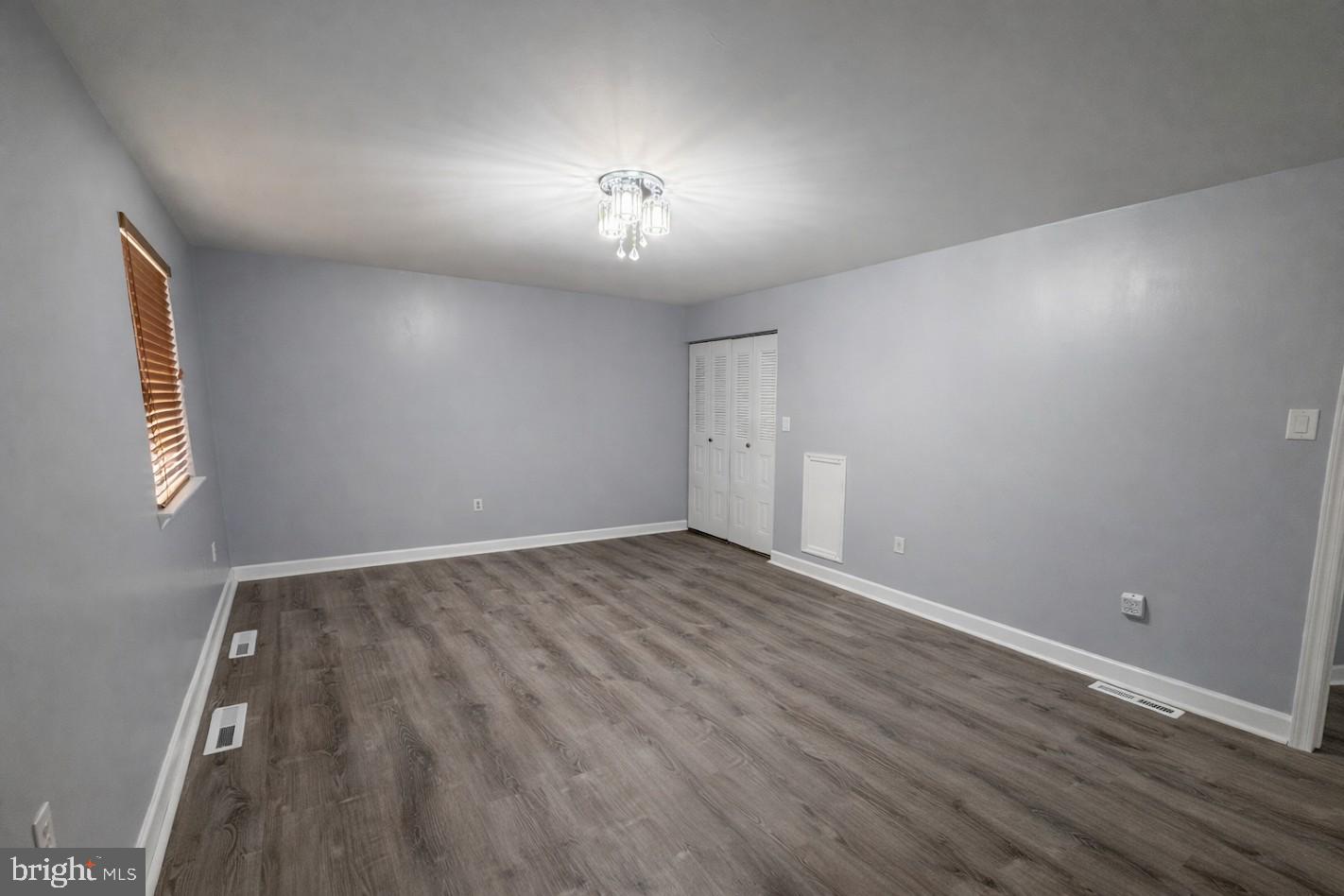 EASTWOOD MEADOWS - Residential