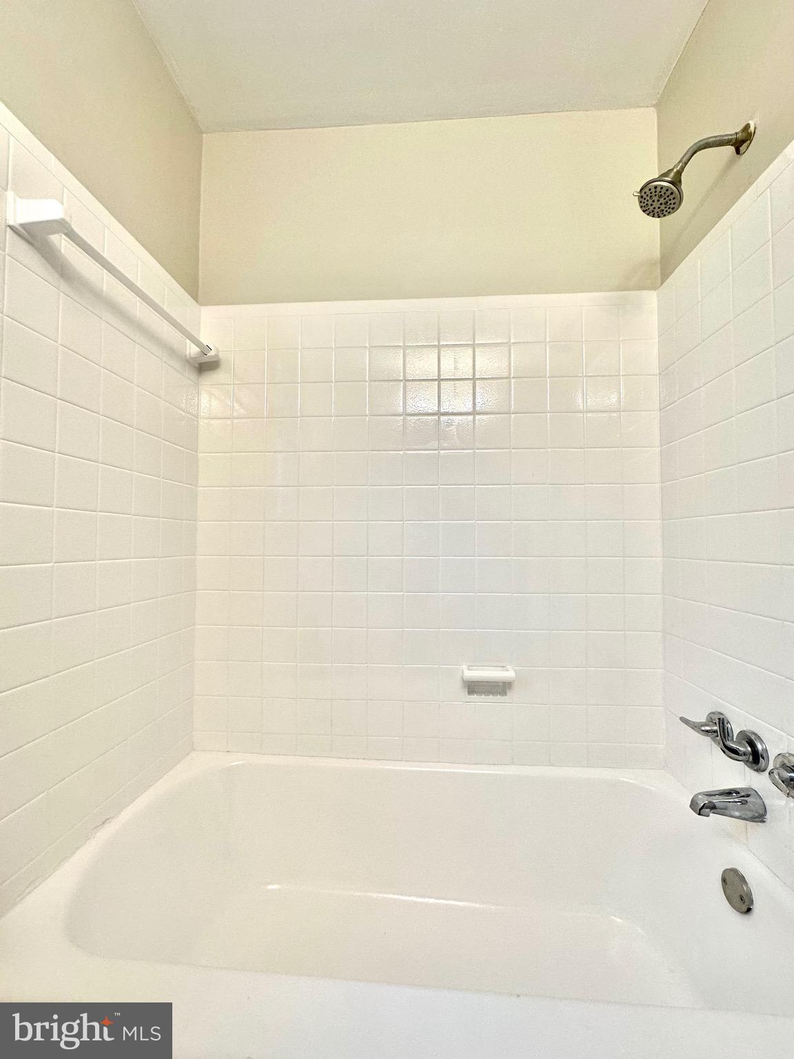 OLNEY - Residential Lease