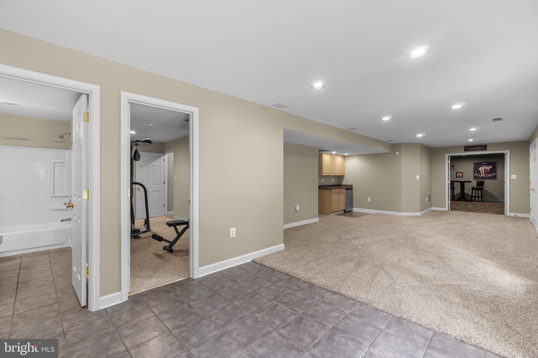 TAYLOR FARM - Residential