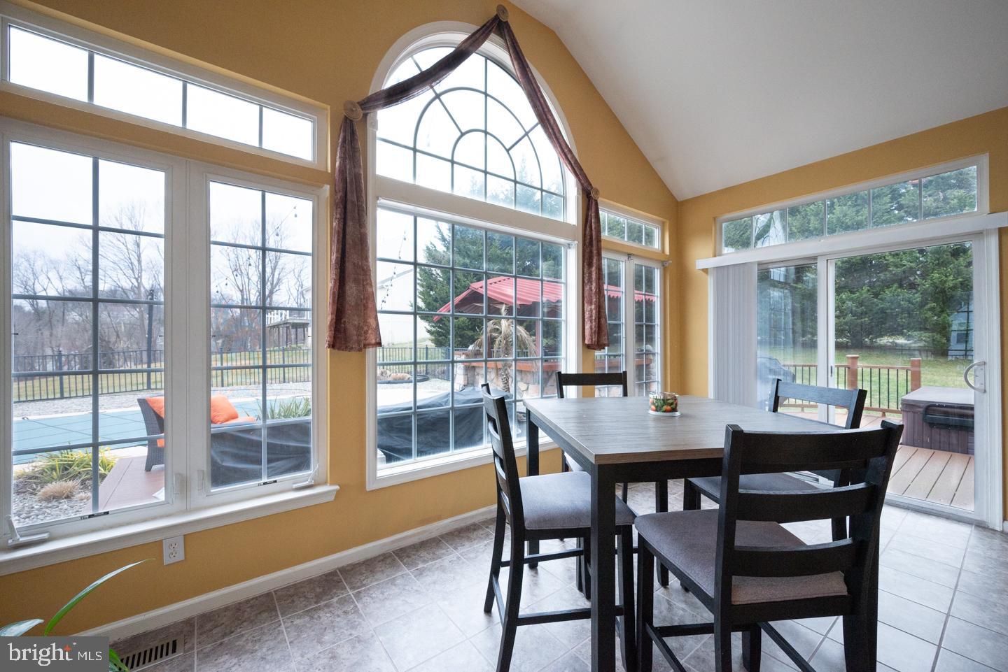 MEDFORD FARMS - Residential