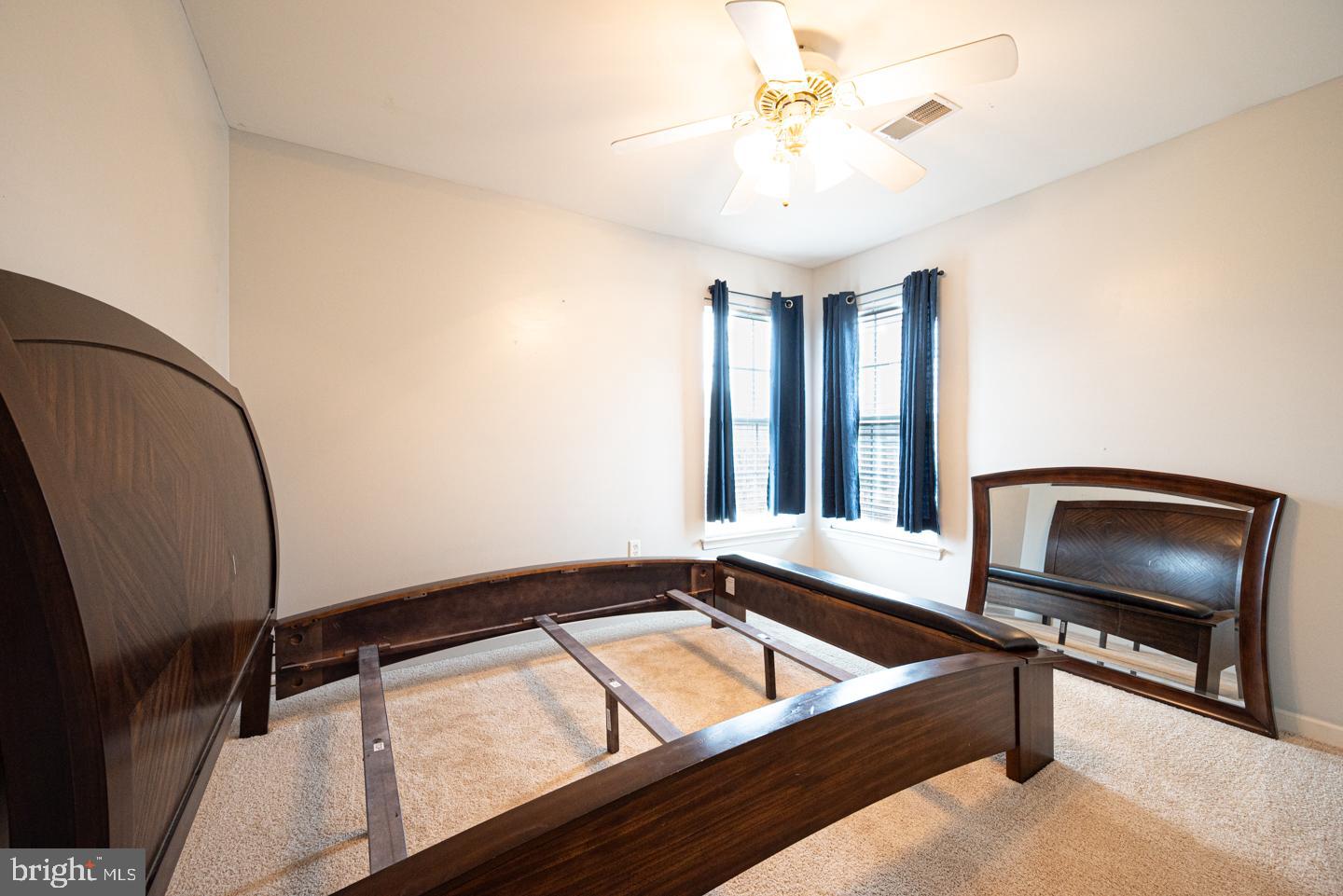 MEDFORD FARMS - Residential
