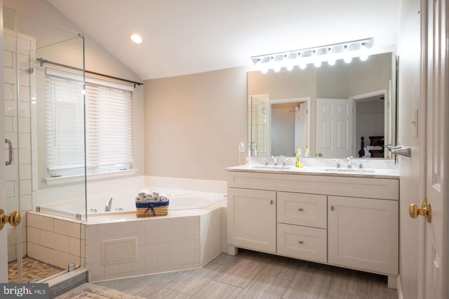 MEDFORD FARMS - Residential
