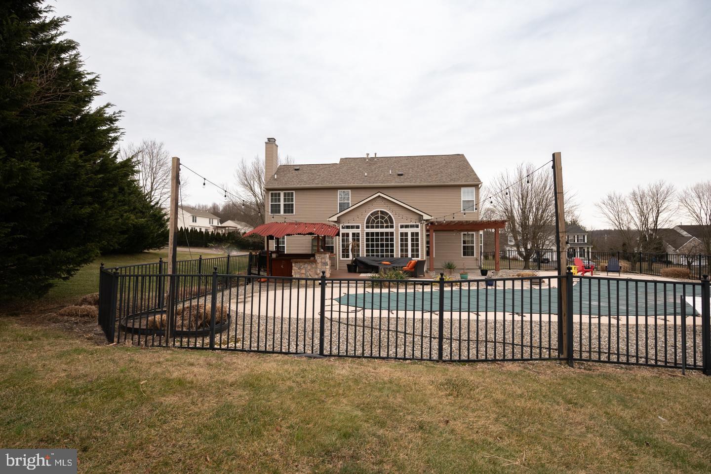MEDFORD FARMS - Residential