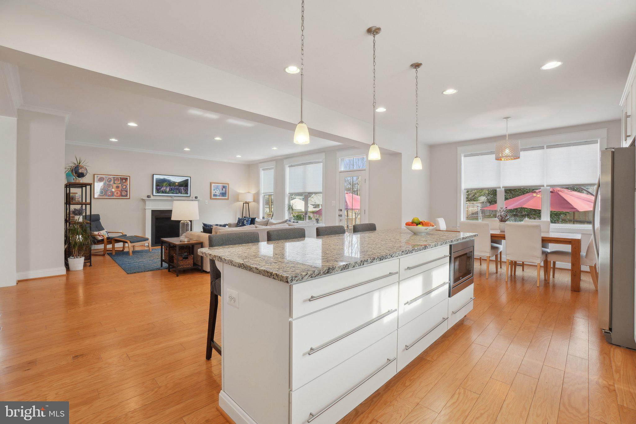 PIMMIT HILLS - Residential