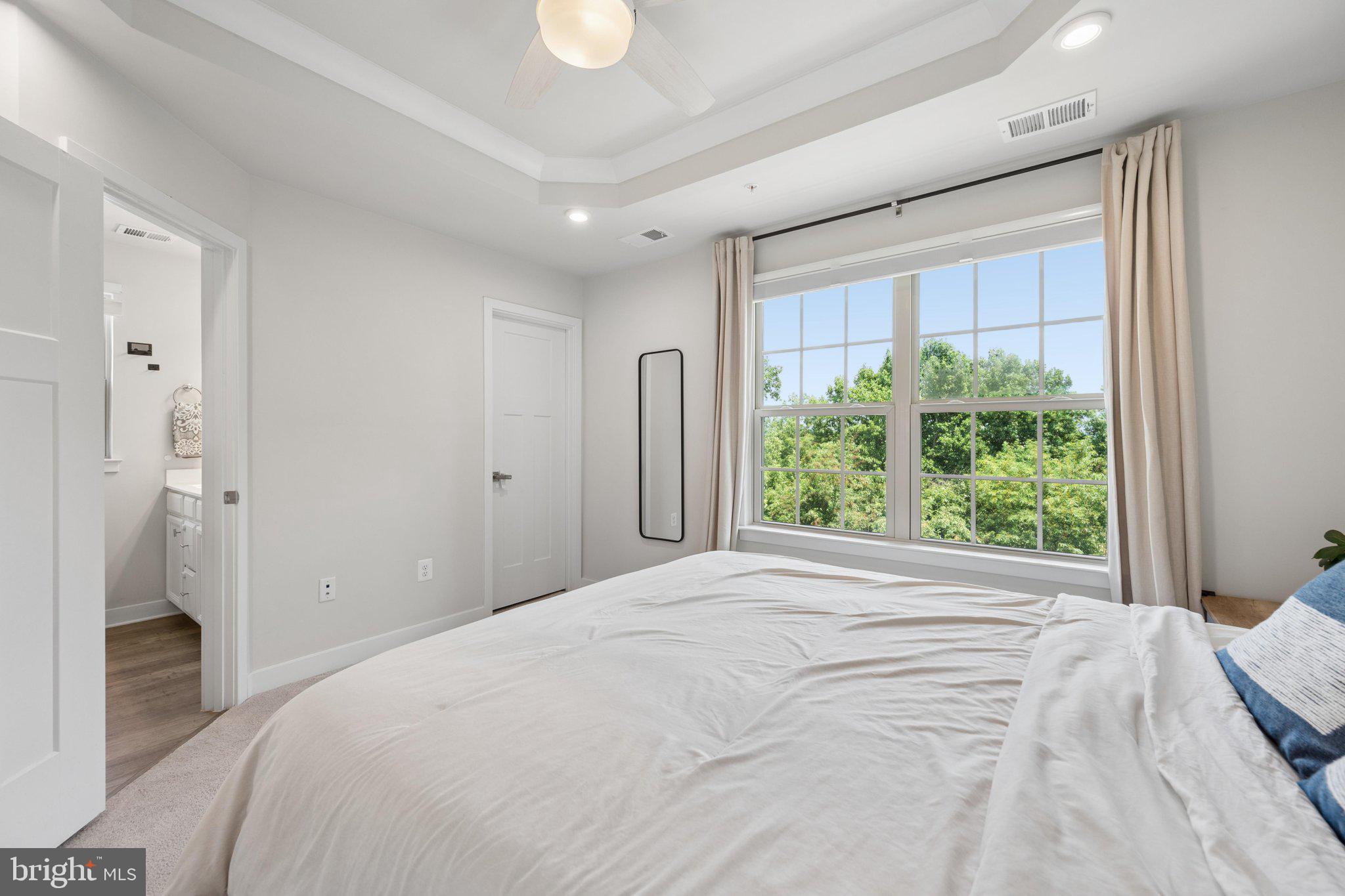 HAMPTONS - Residential