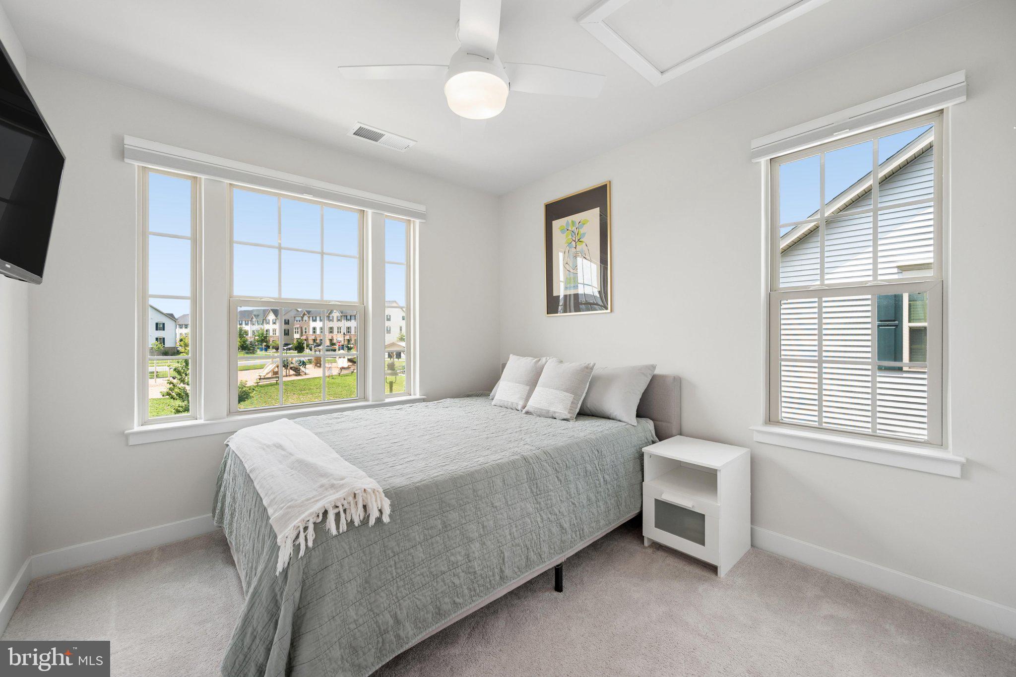 HAMPTONS - Residential