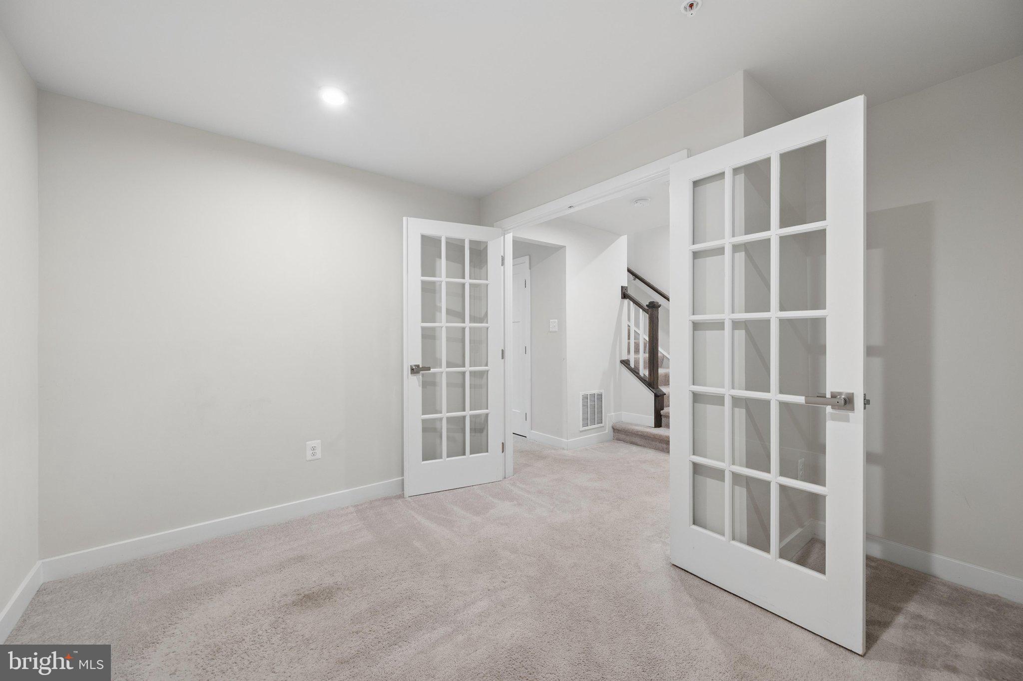 HAMPTONS - Residential