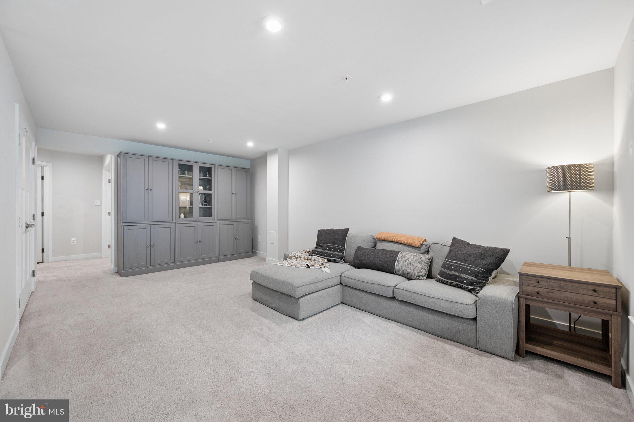 HAMPTONS - Residential