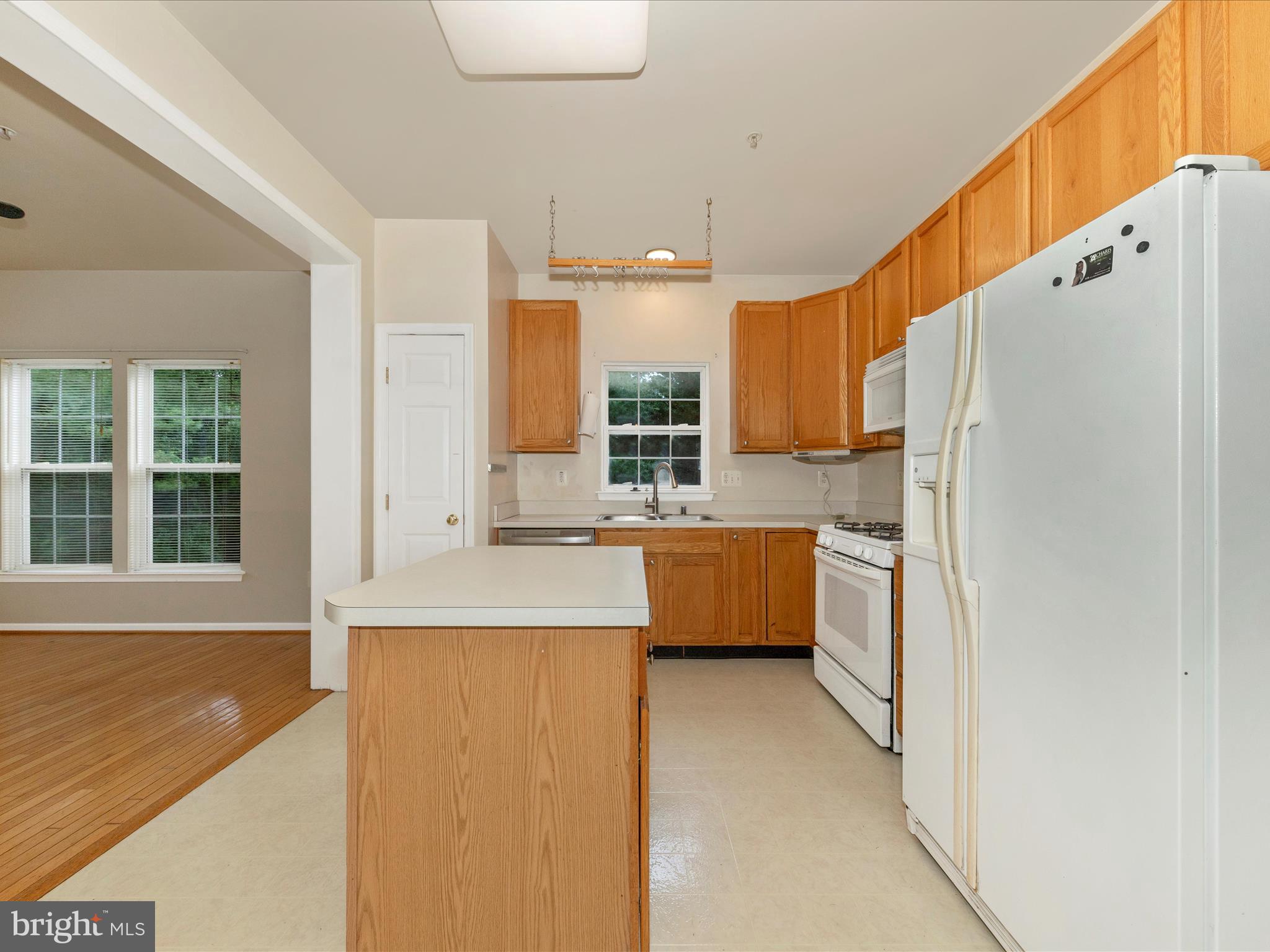 SPRING RIDGE - Residential