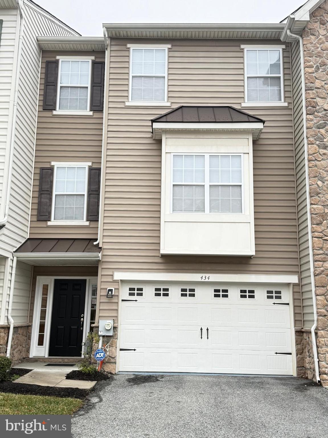 HUDSON VILLAGE - Residential