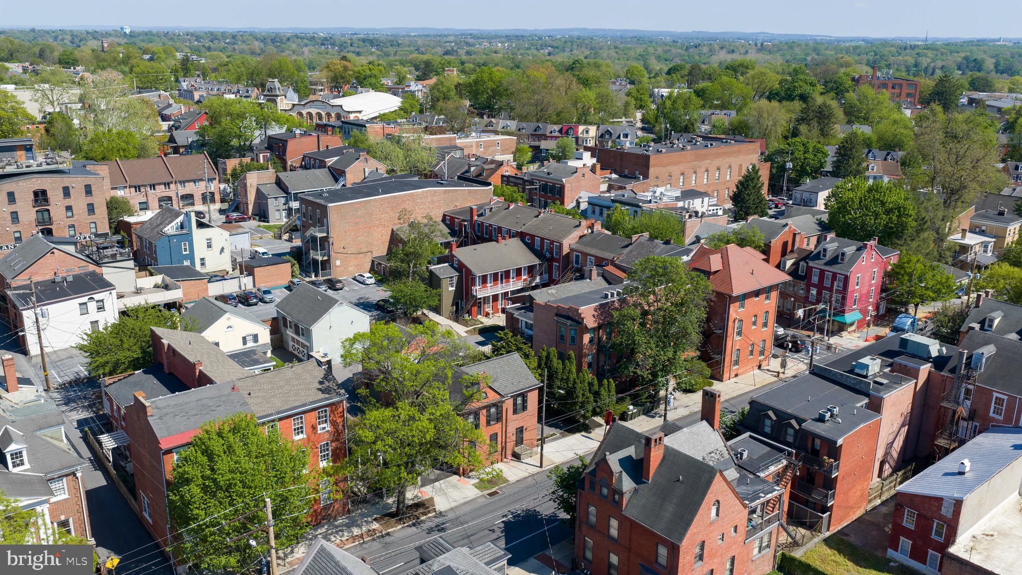 DOWNTOWN LANCASTER - Commercial Sale
