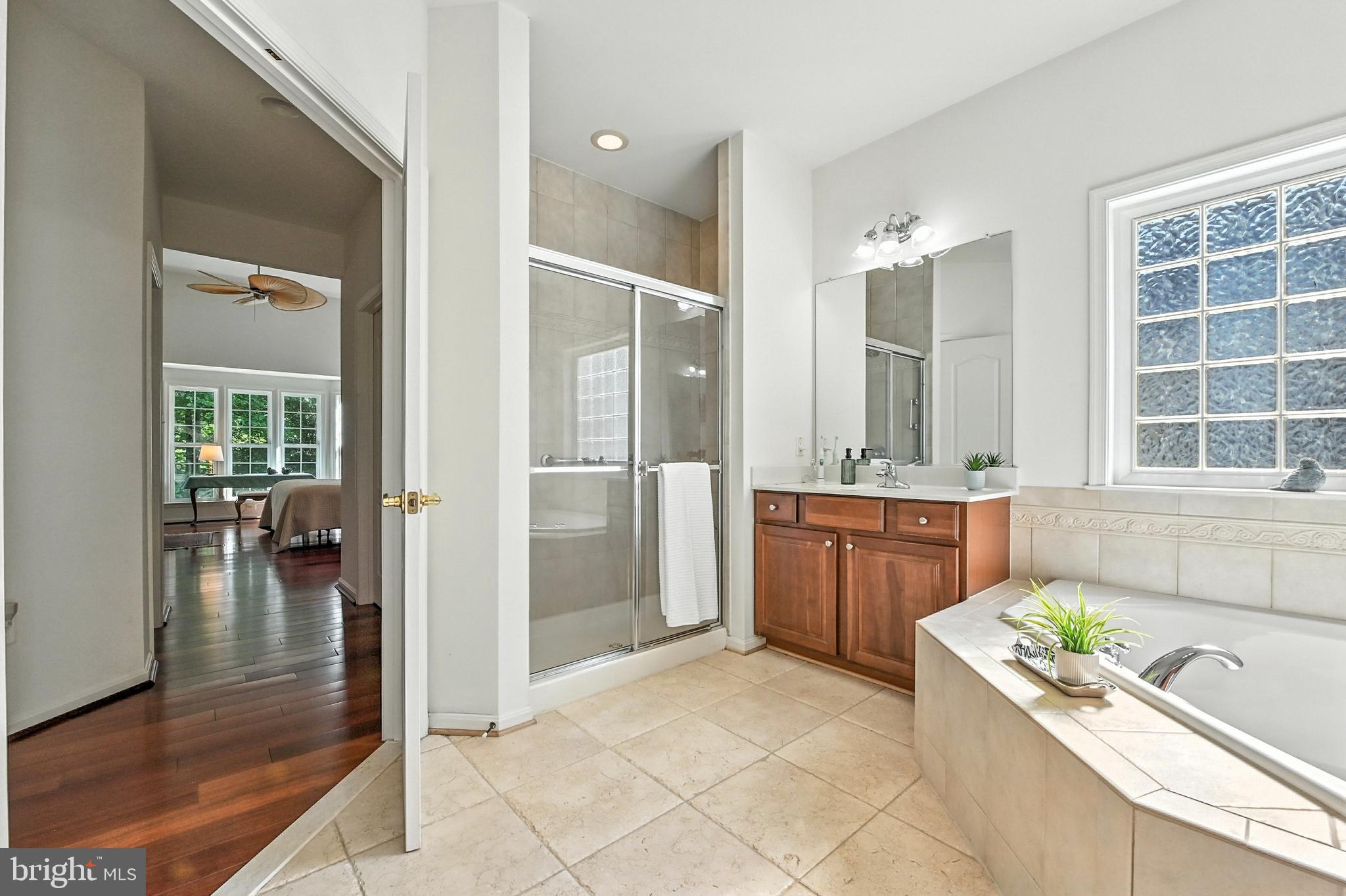 SYMPHONY VILLAGE AT CENTREVILLE - Residential