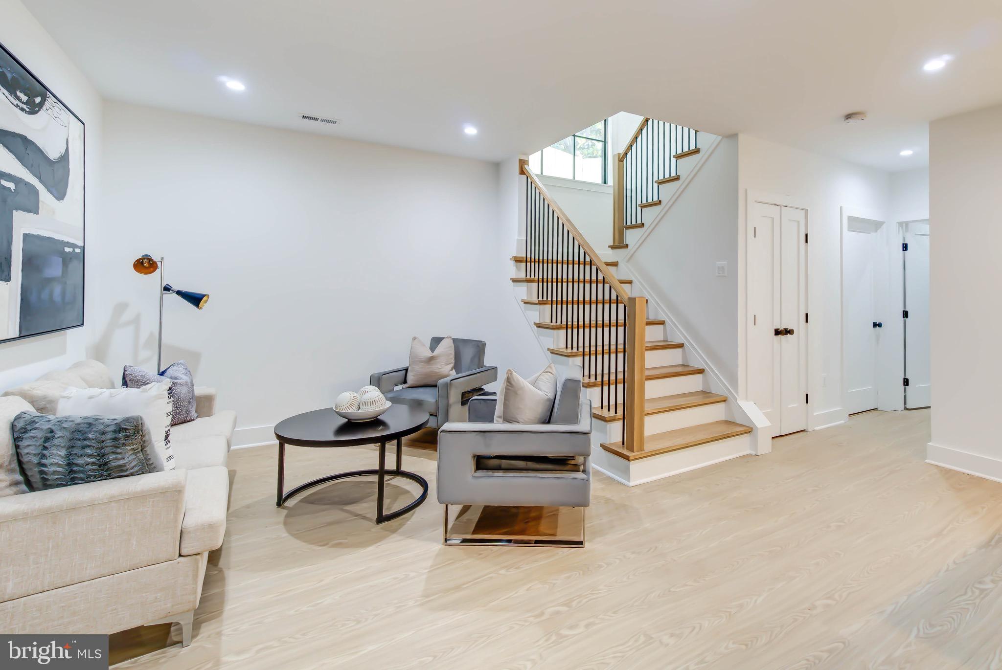 LYON PARK - Residential