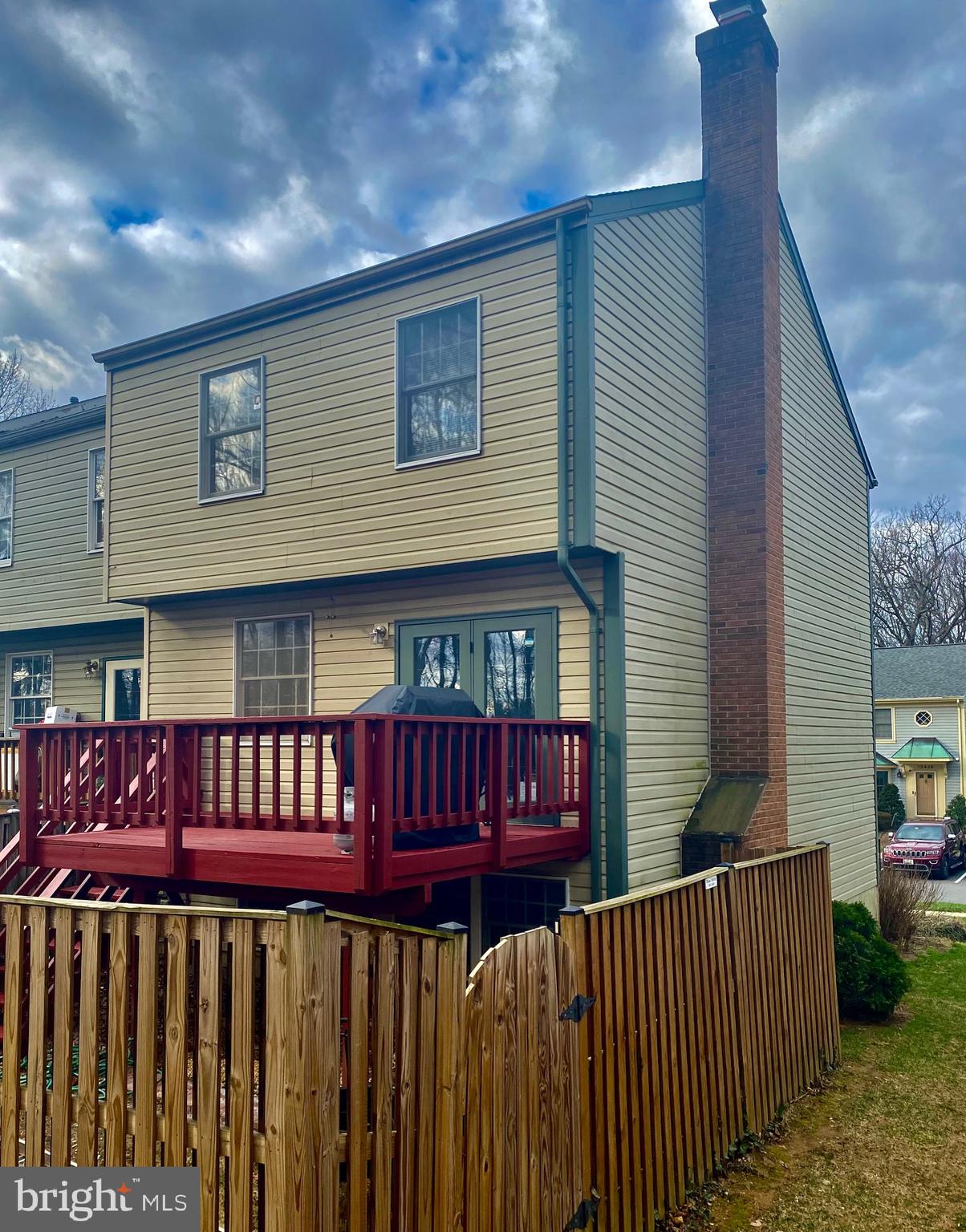 GUNNERS LAKE VILLAGE - Residential