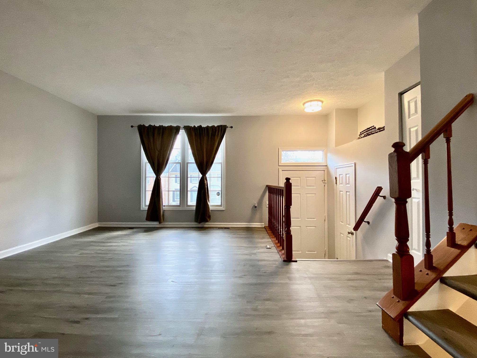 GUNNERS LAKE VILLAGE - Residential