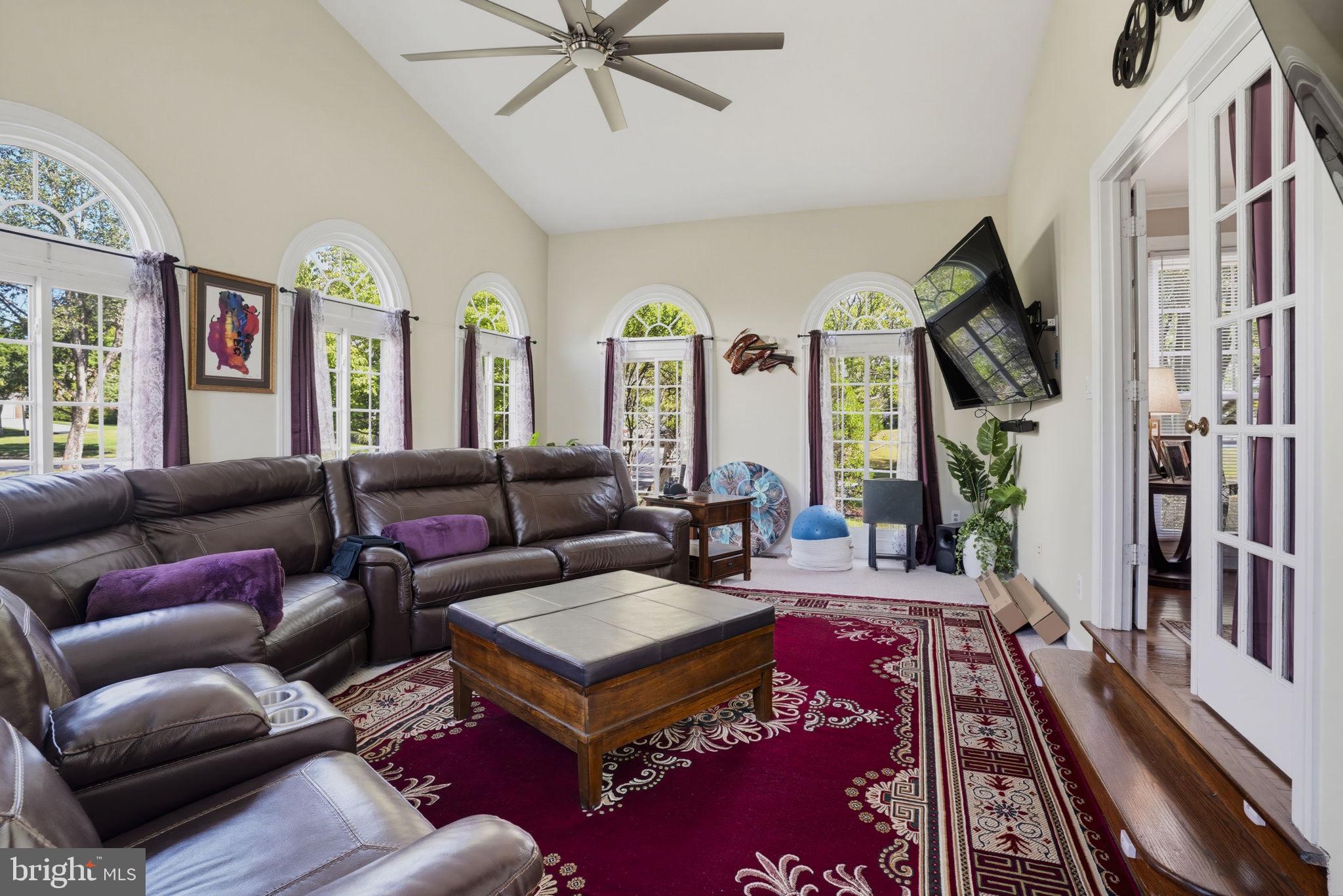 COLLINGTON STATION - Residential