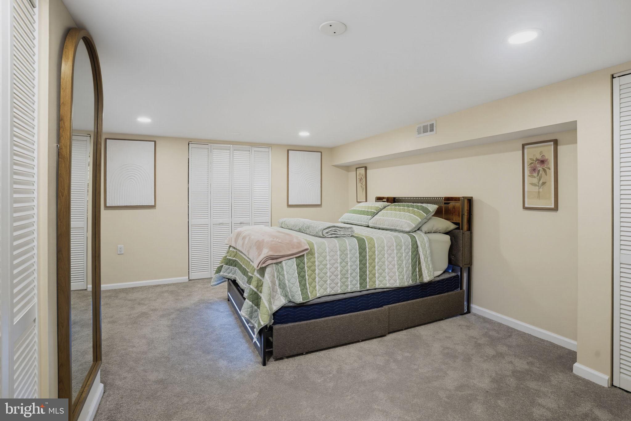 COLLINGTON STATION - Residential