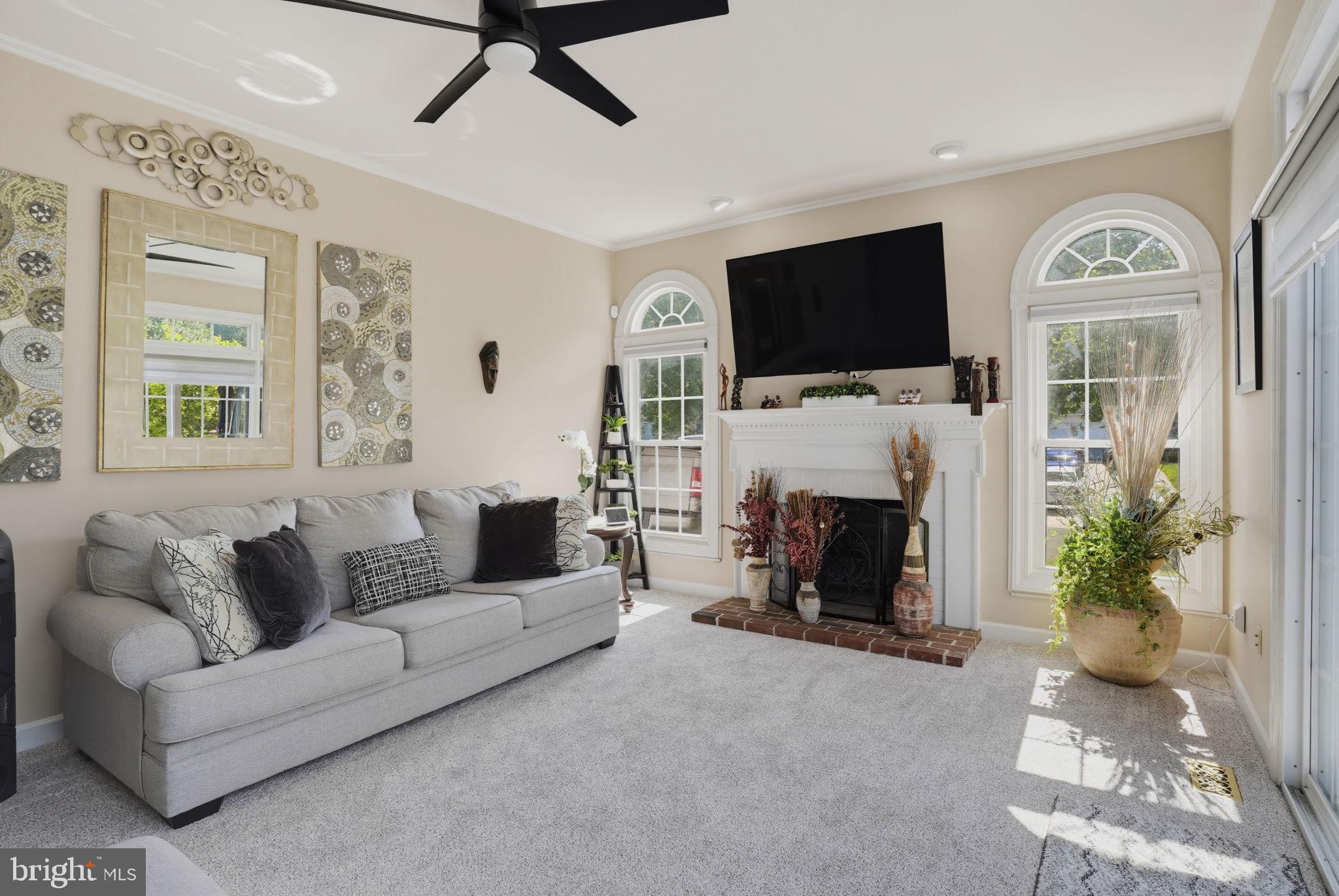 COLLINGTON STATION - Residential