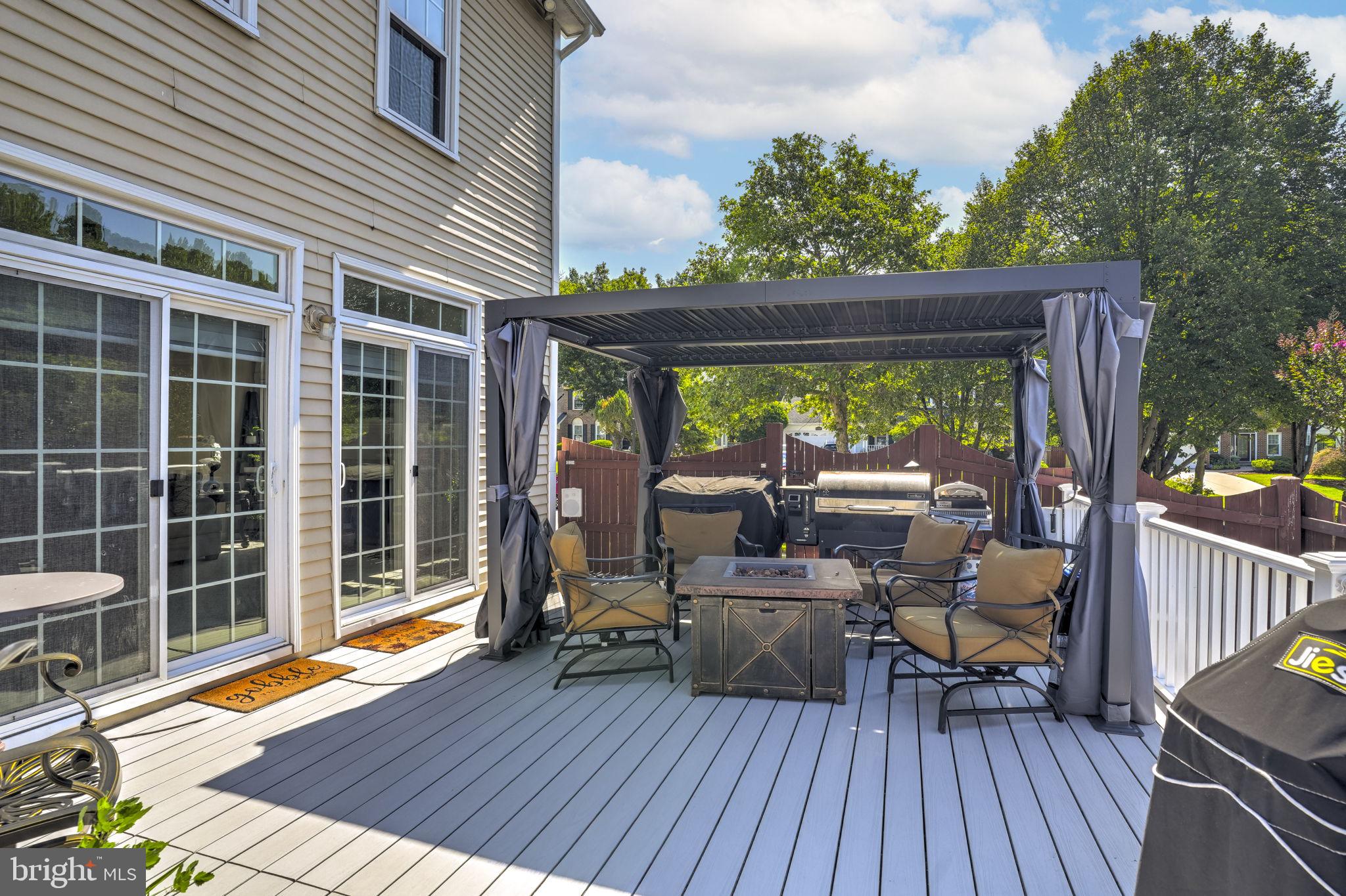 COLLINGTON STATION - Residential