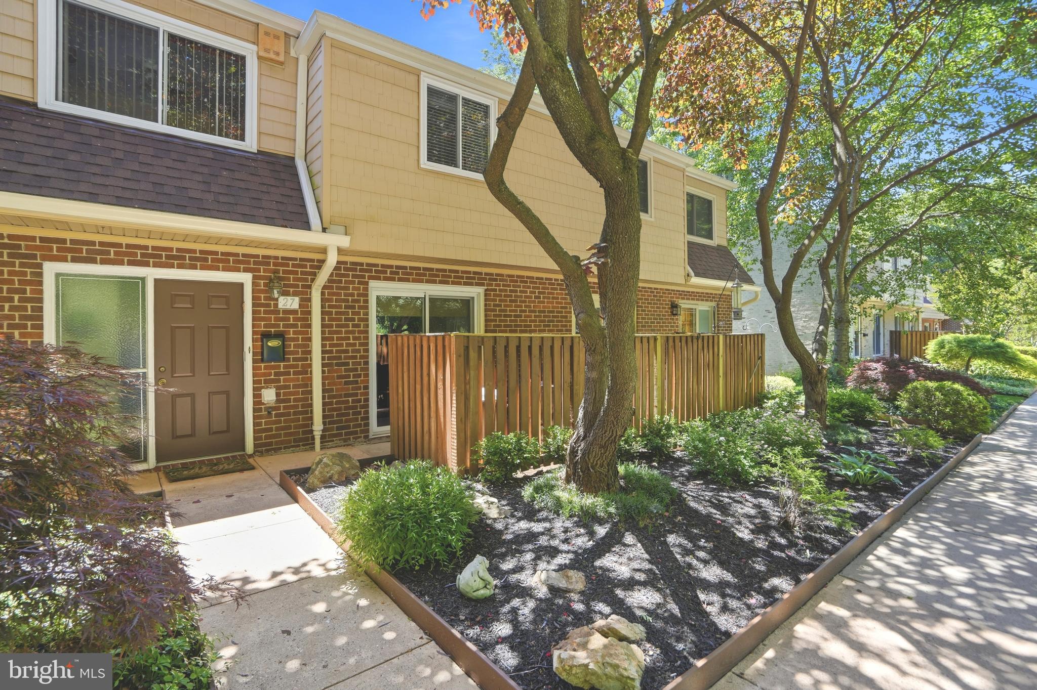 LIGHTFOOT - Residential