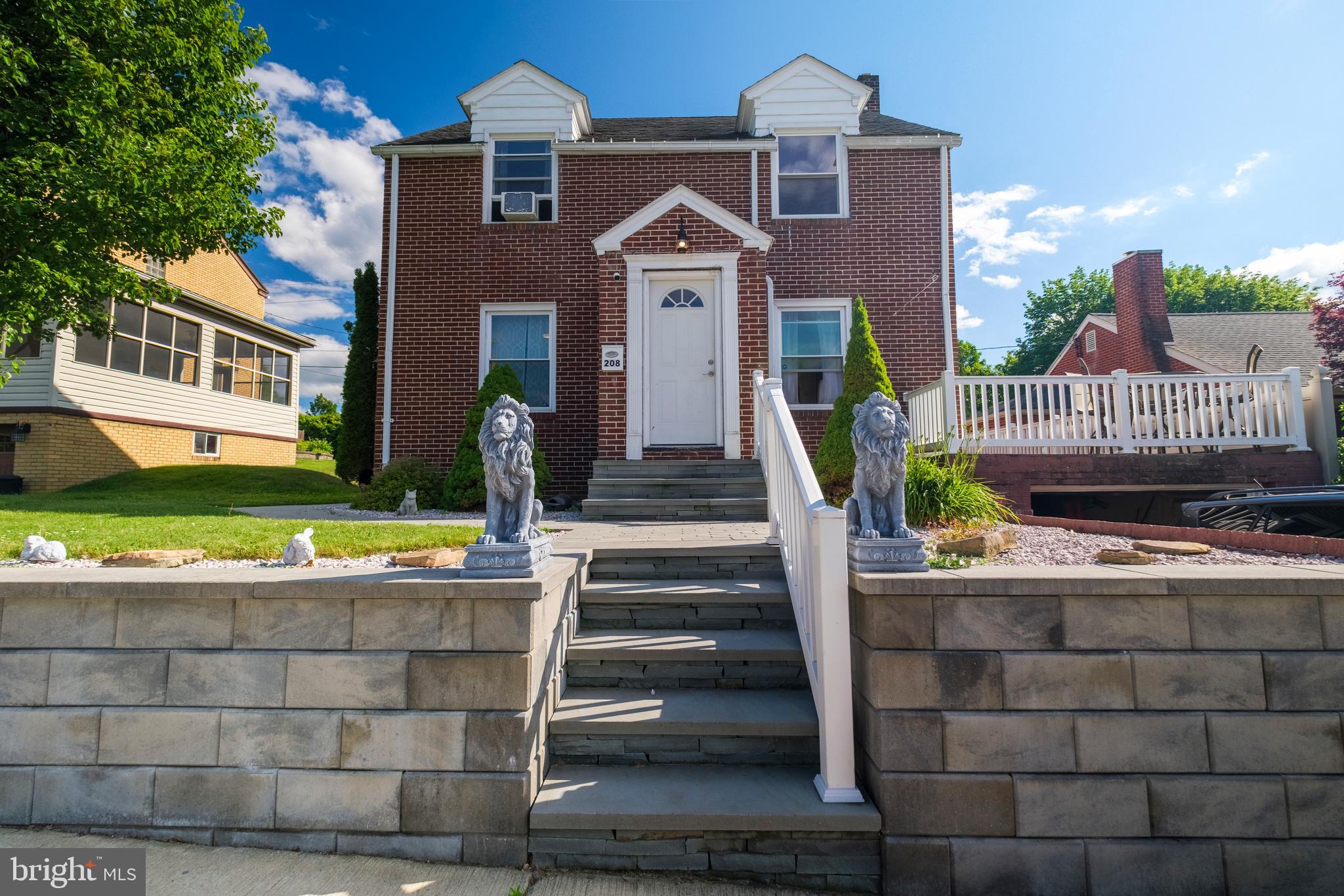 CURTIS PARK - Residential