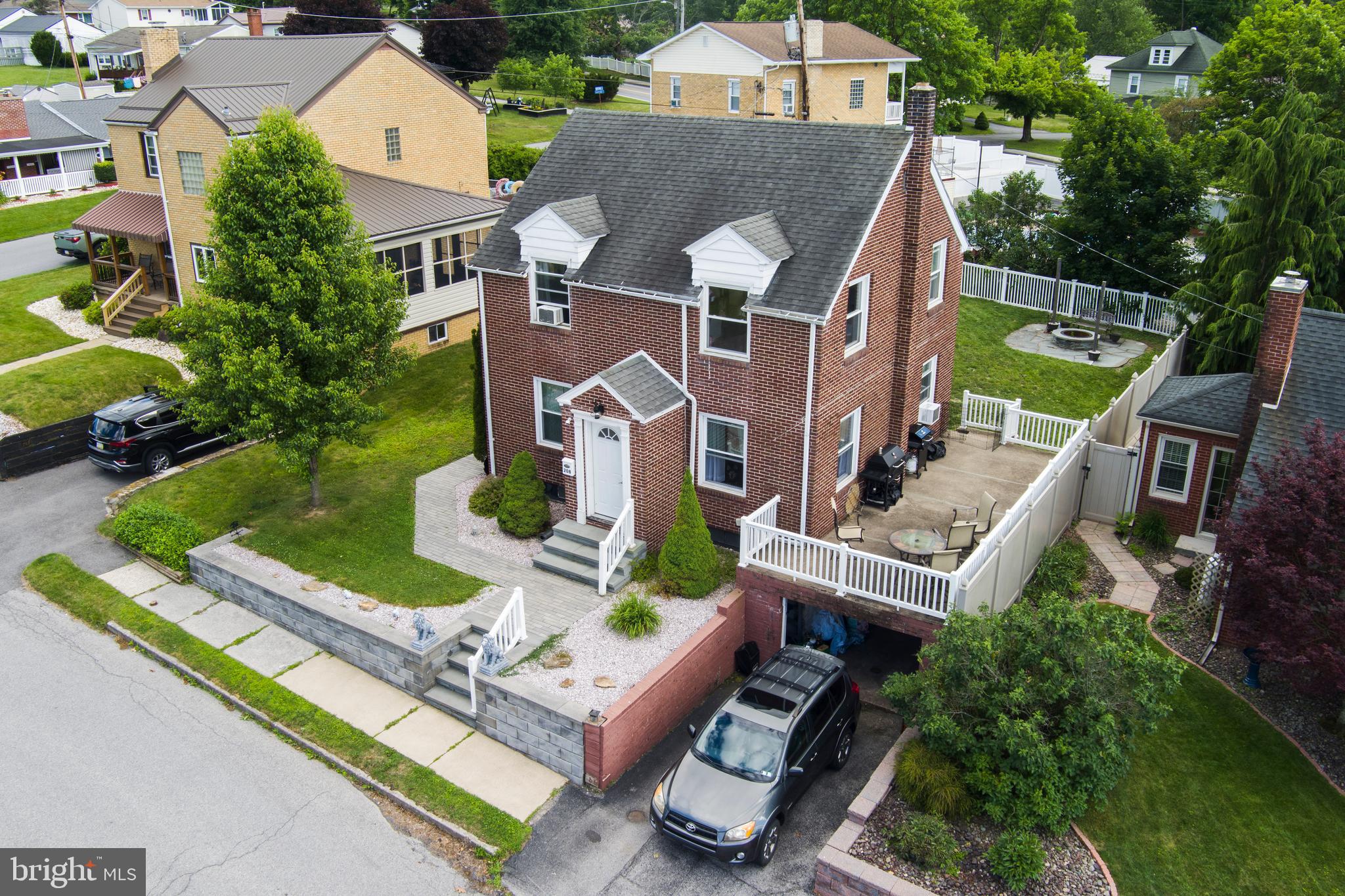 CURTIS PARK - Residential