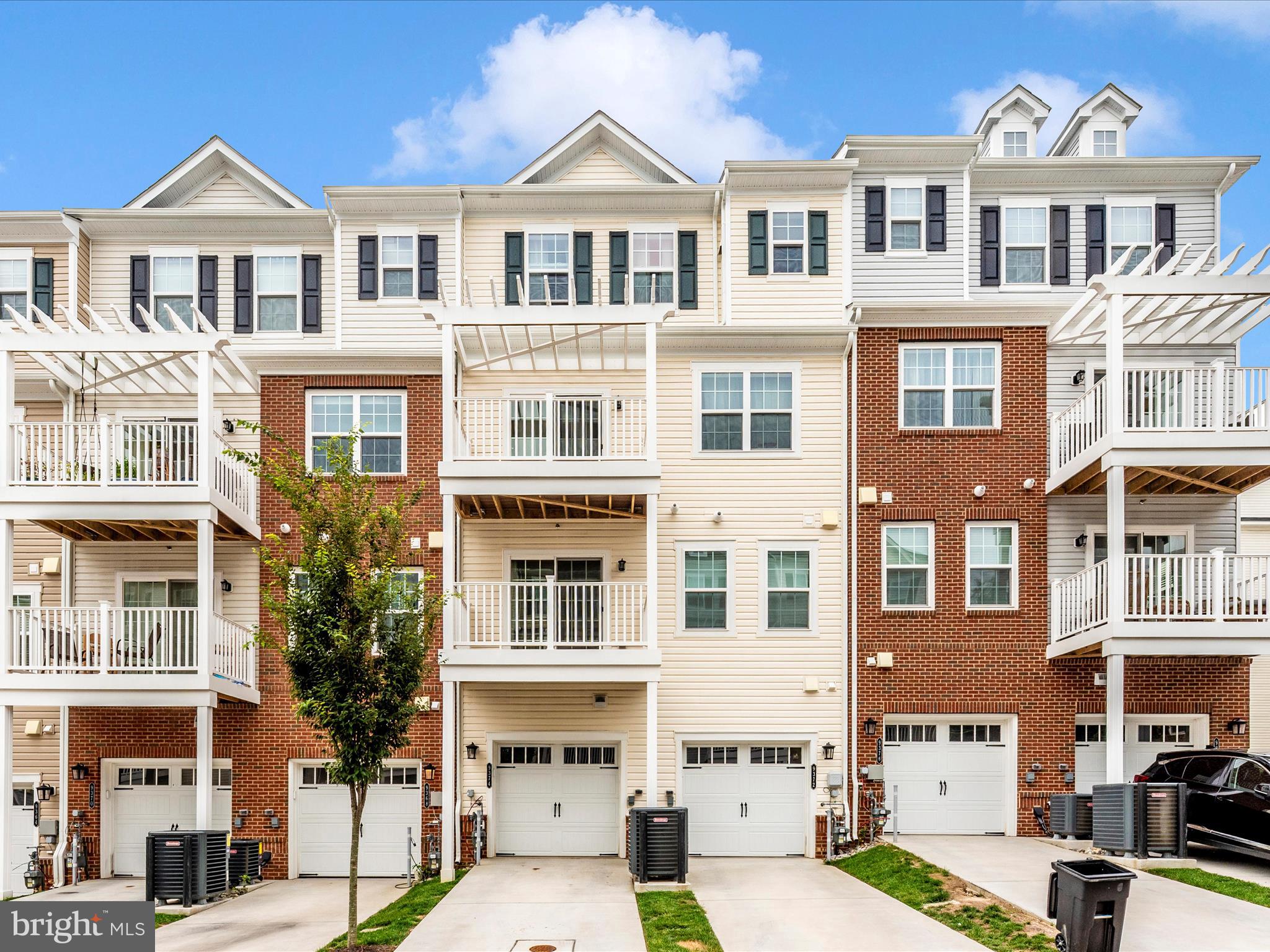 BALLARD GREEN - Residential