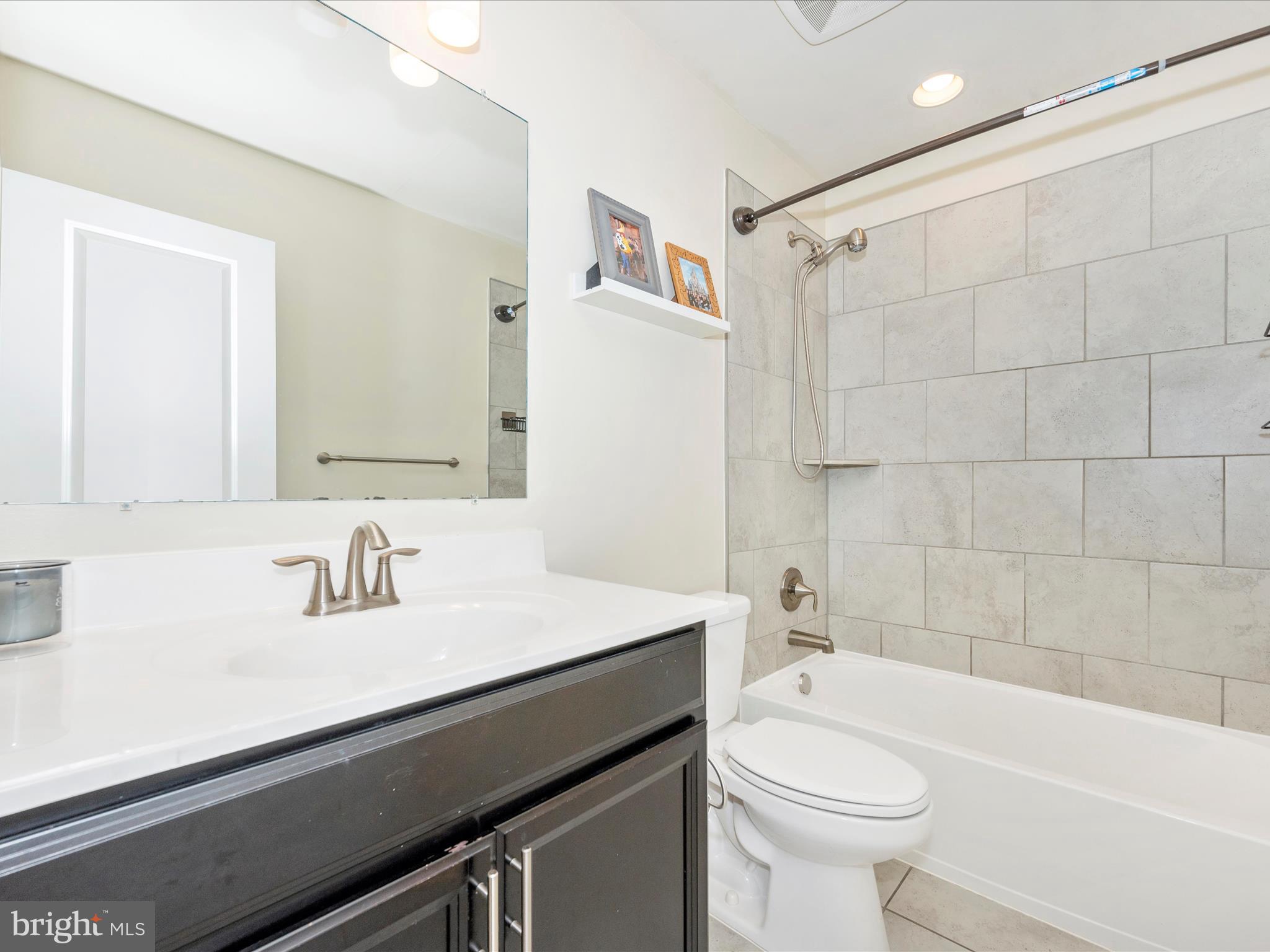WESTVIEW SOUTH - Residential