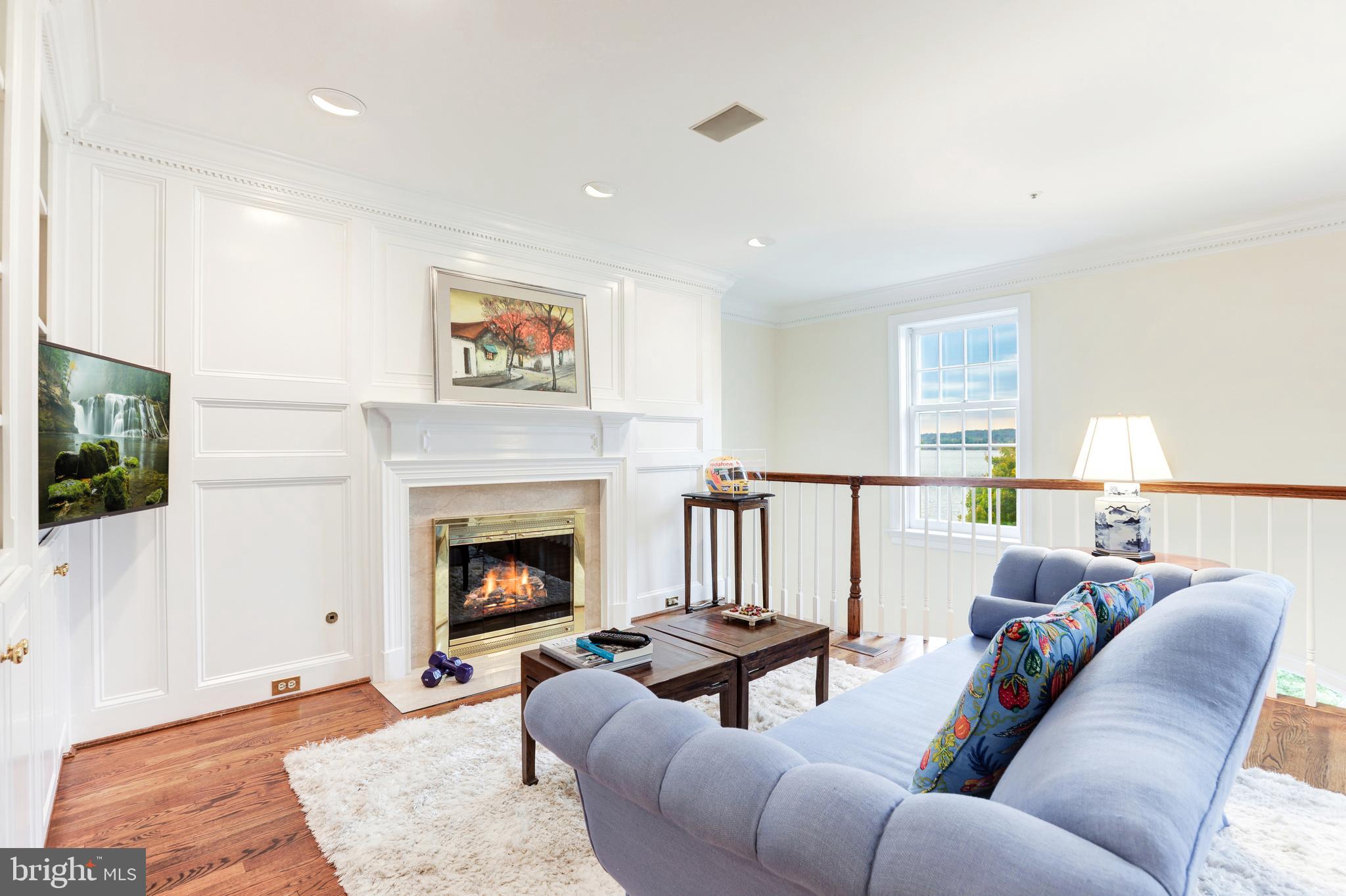 HARBORSIDE - Residential