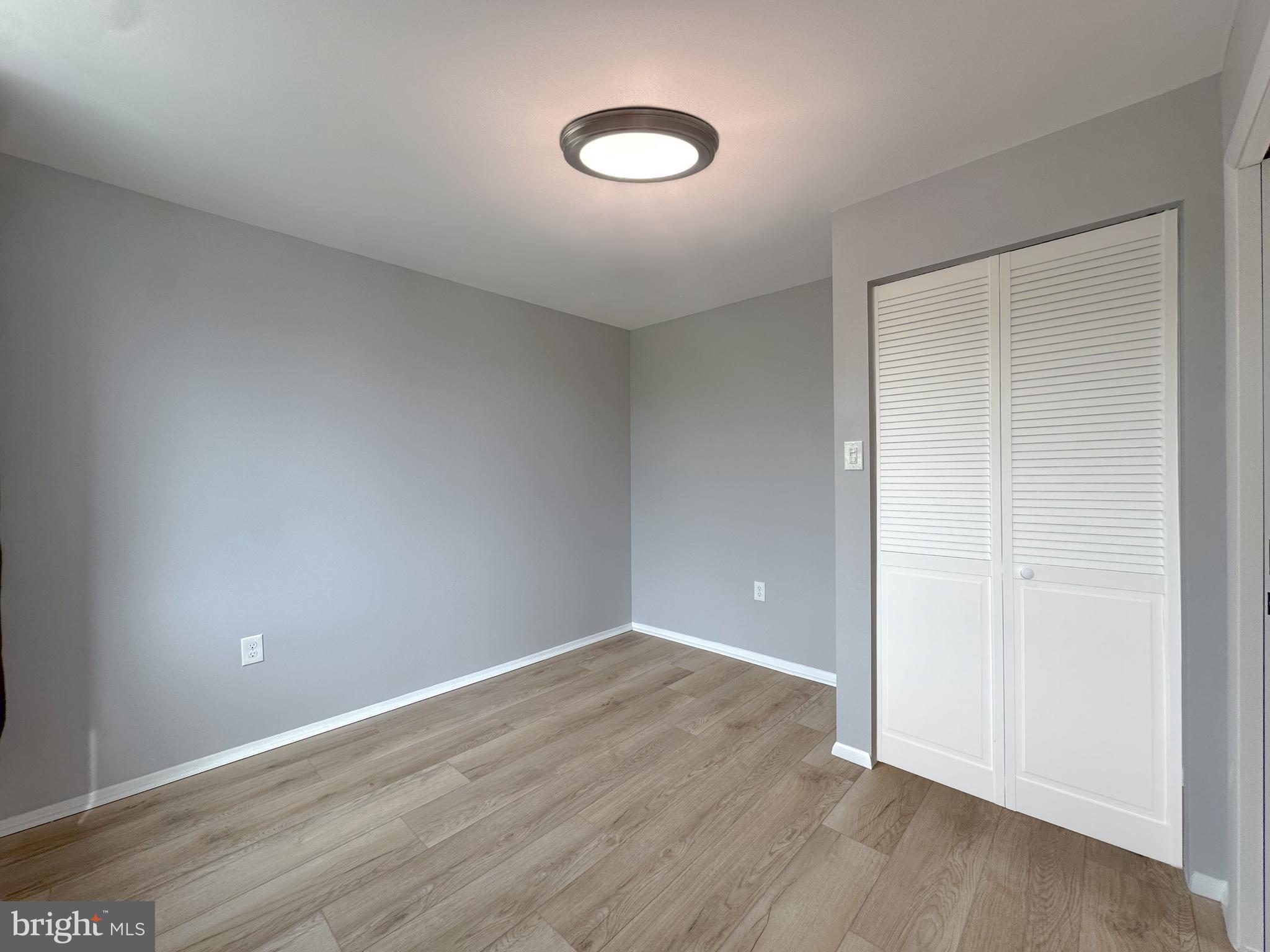 BARCROFT HILLS - Residential