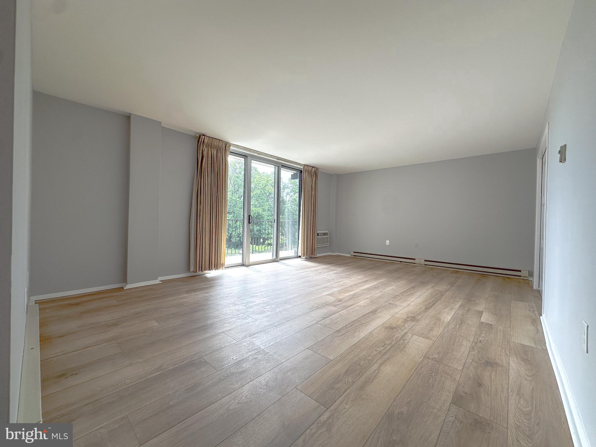BARCROFT HILLS - Residential