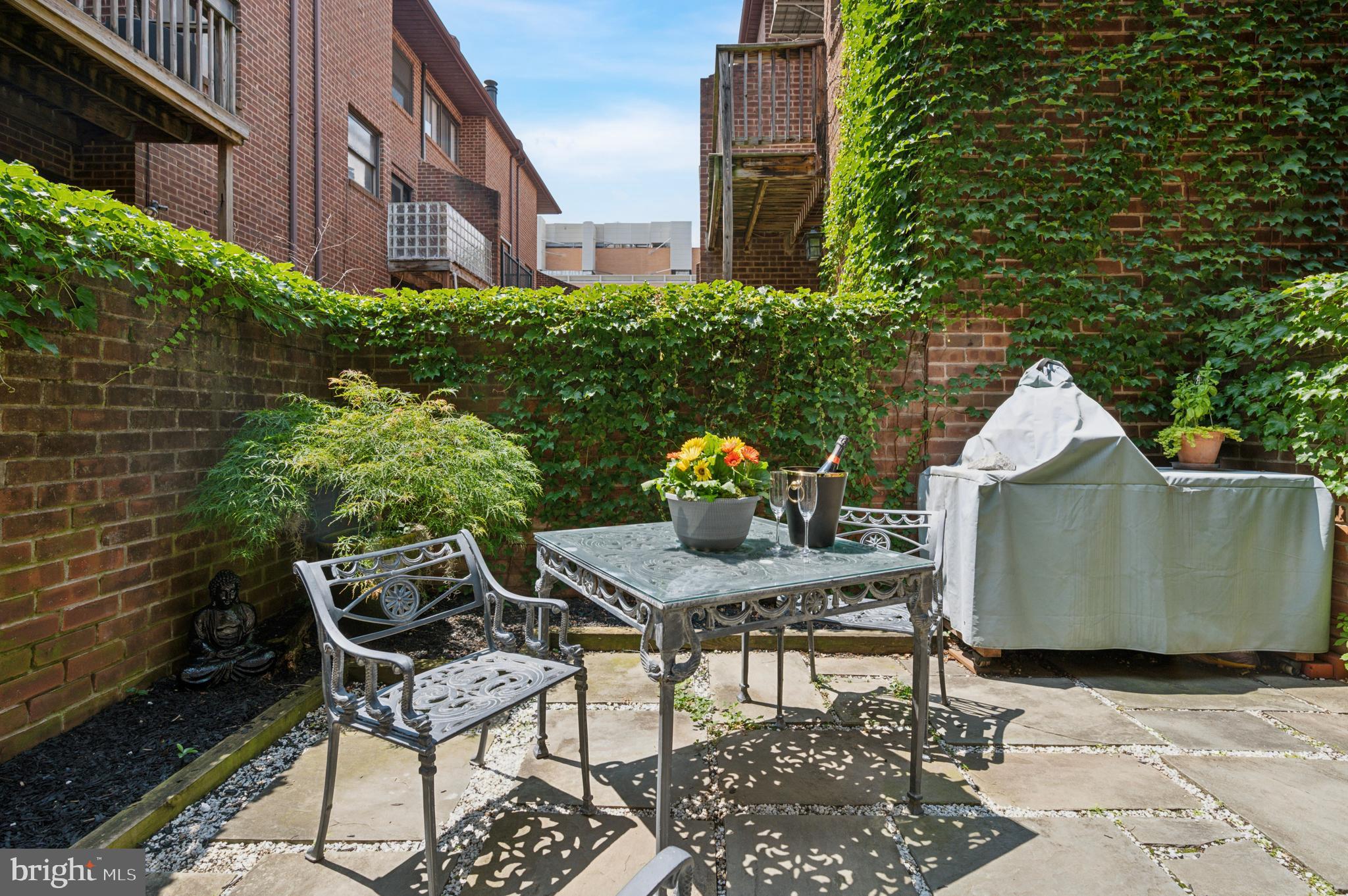 WASHINGTON SQ WEST - Residential