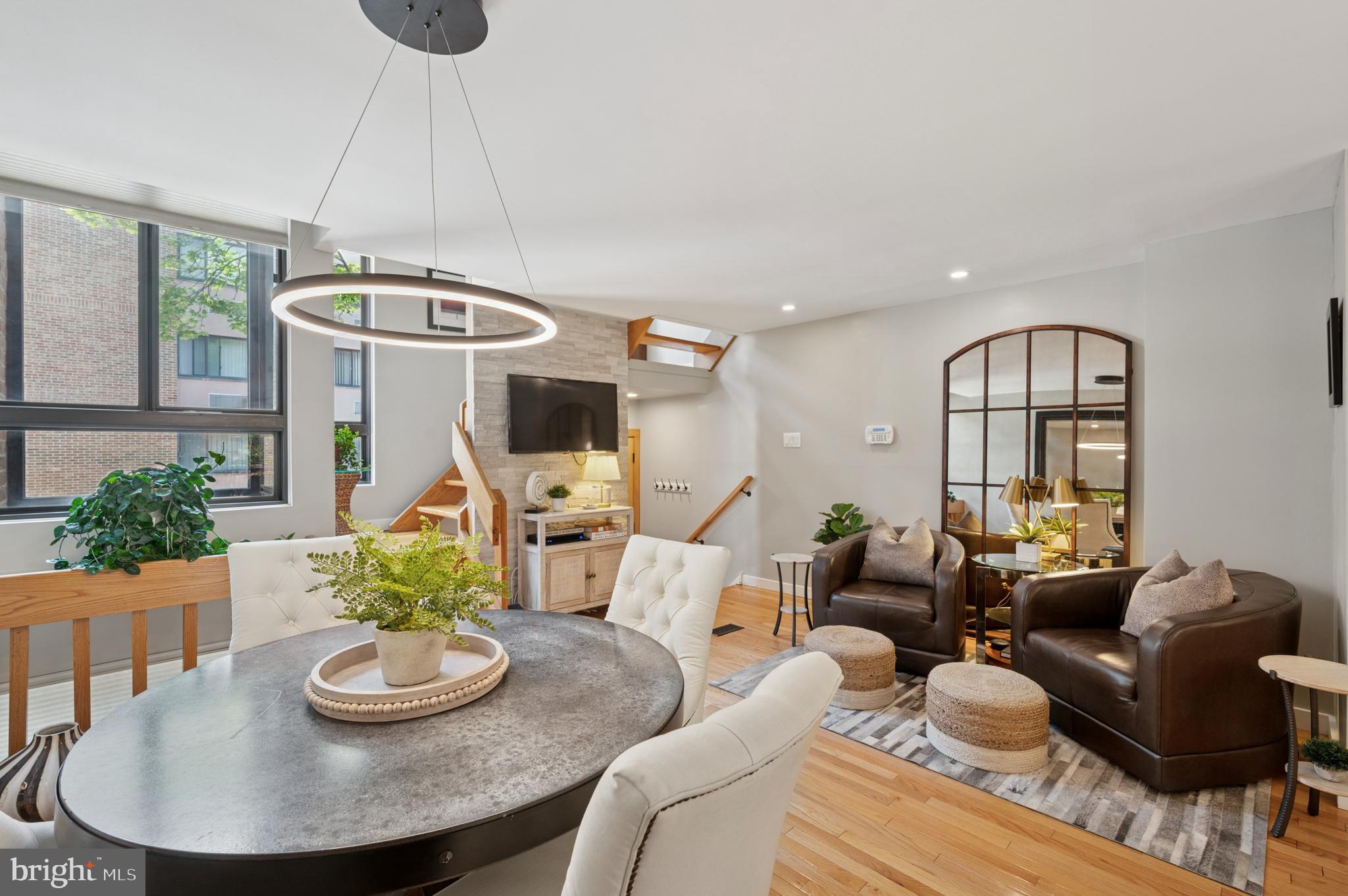 WASHINGTON SQ WEST - Residential