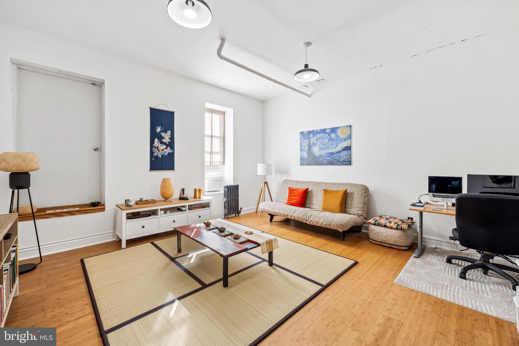 HIGHLANDTOWN - Residential Income