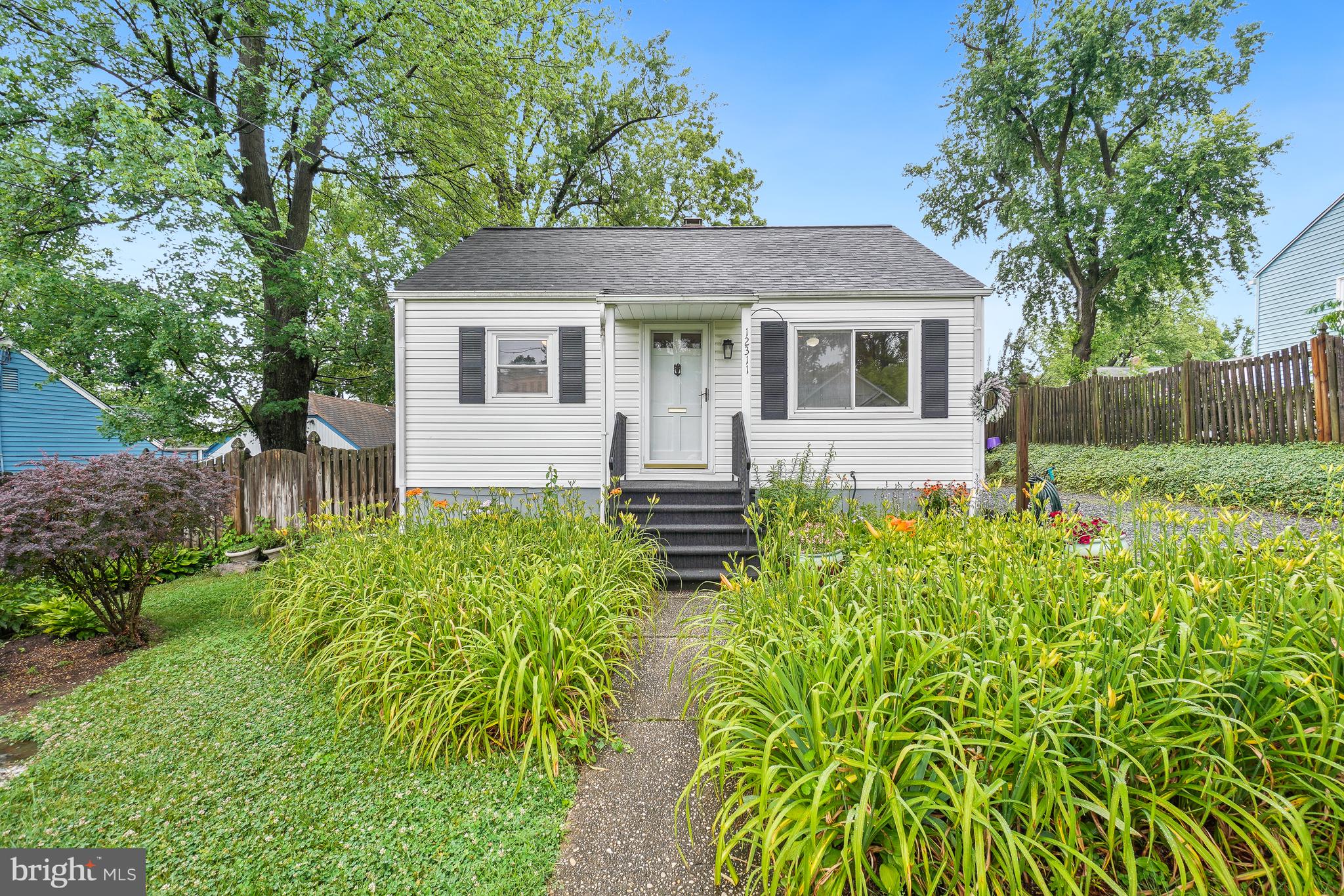 VIERS MILL VILLAGE - Residential