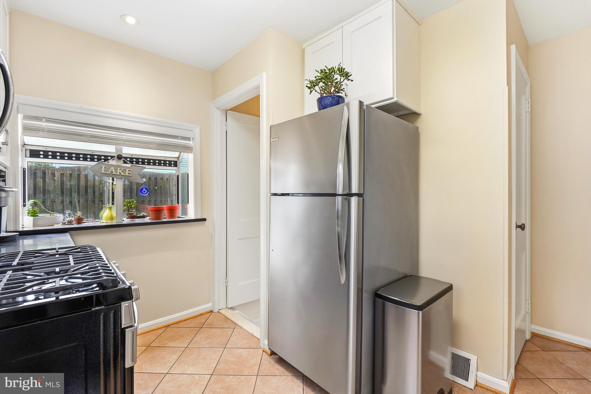 VIERS MILL VILLAGE - Residential