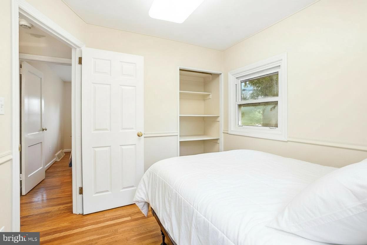VIERS MILL VILLAGE - Residential