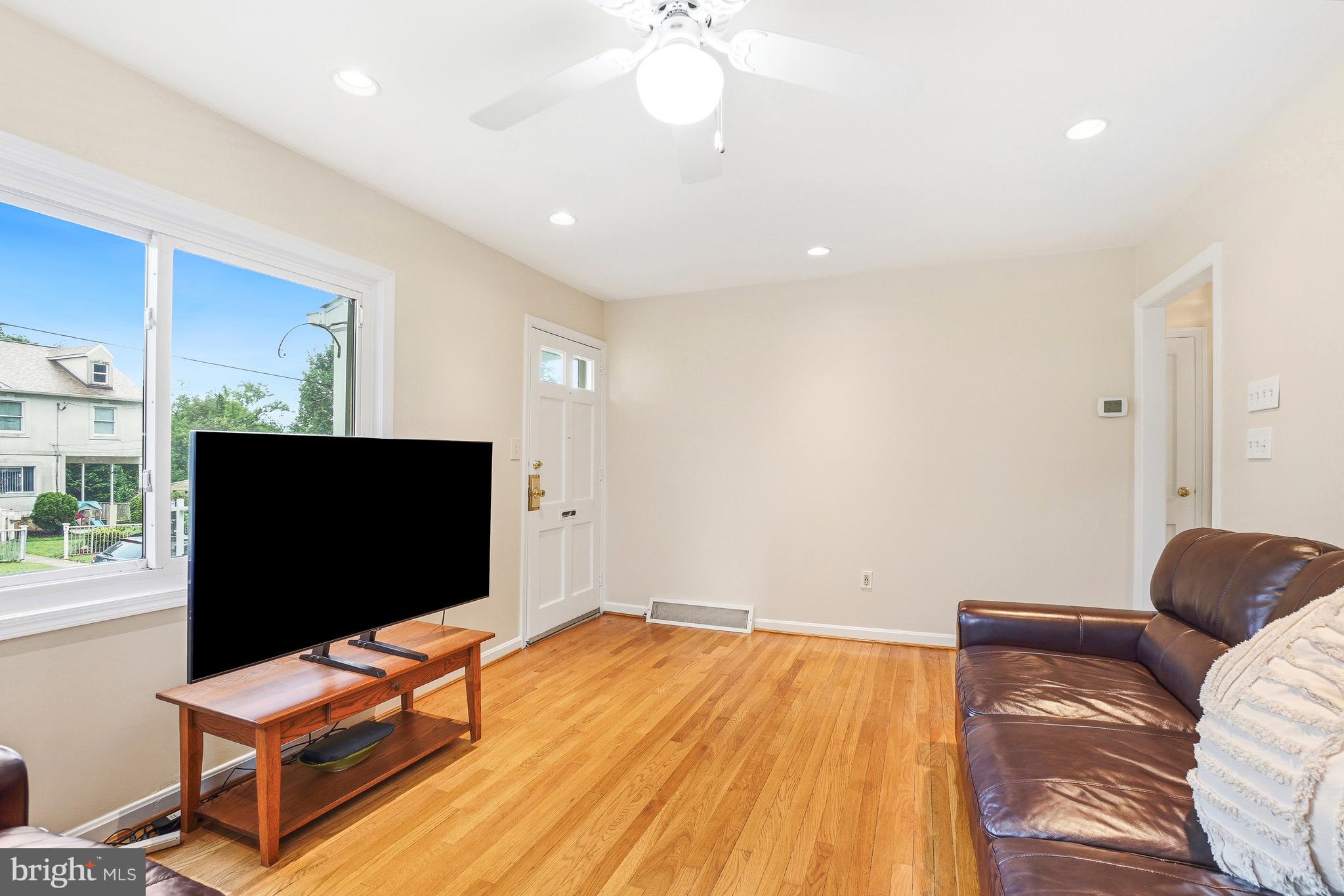 VIERS MILL VILLAGE - Residential