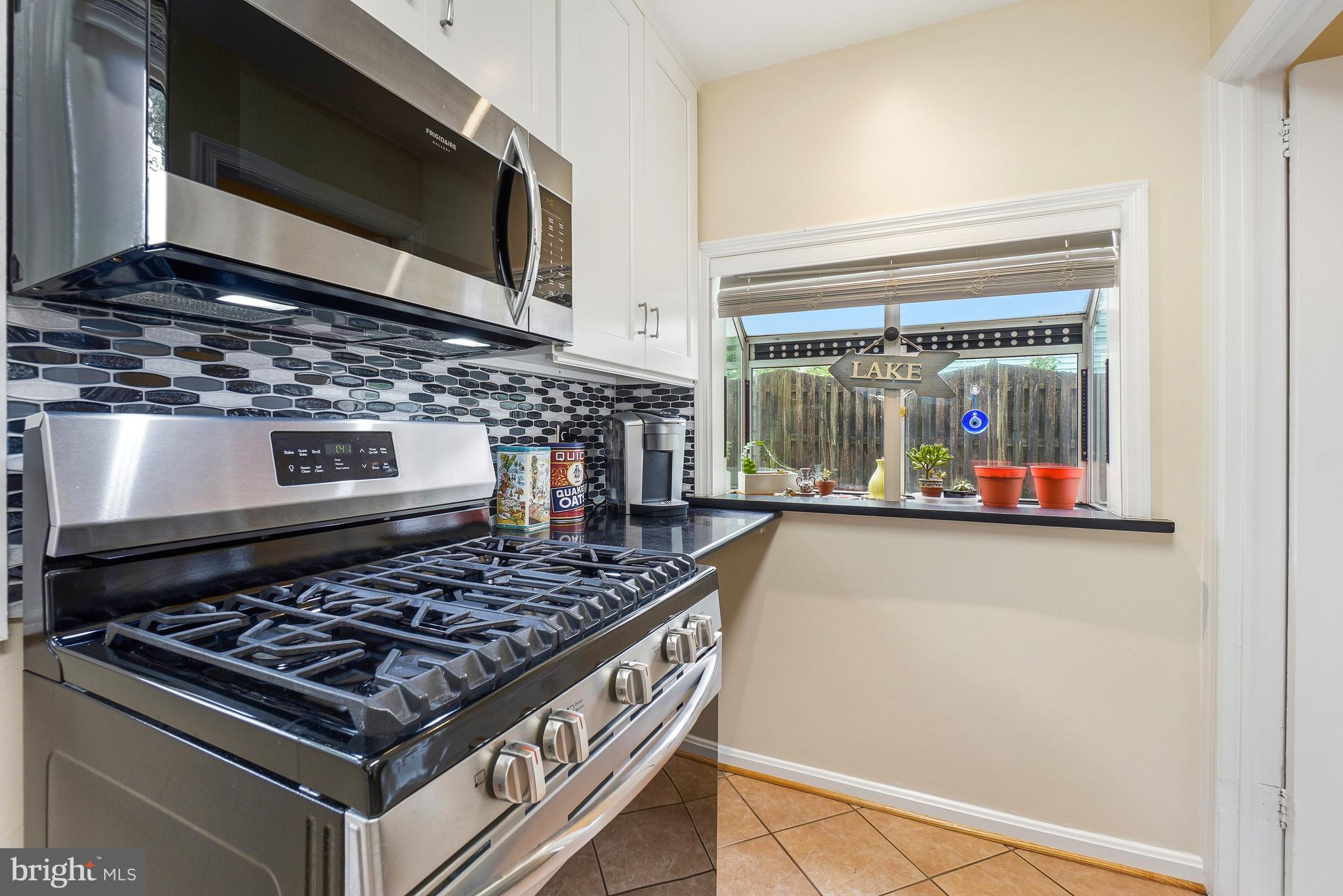 VIERS MILL VILLAGE - Residential